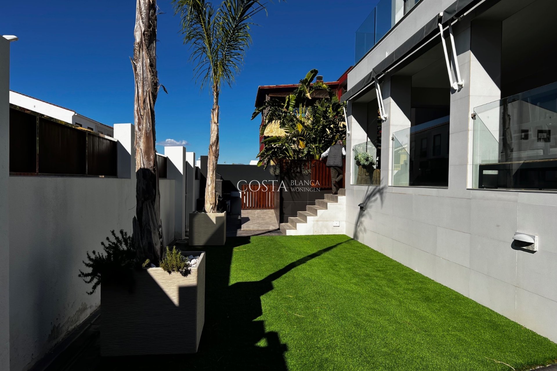 Revente - Villa -
Almoradí