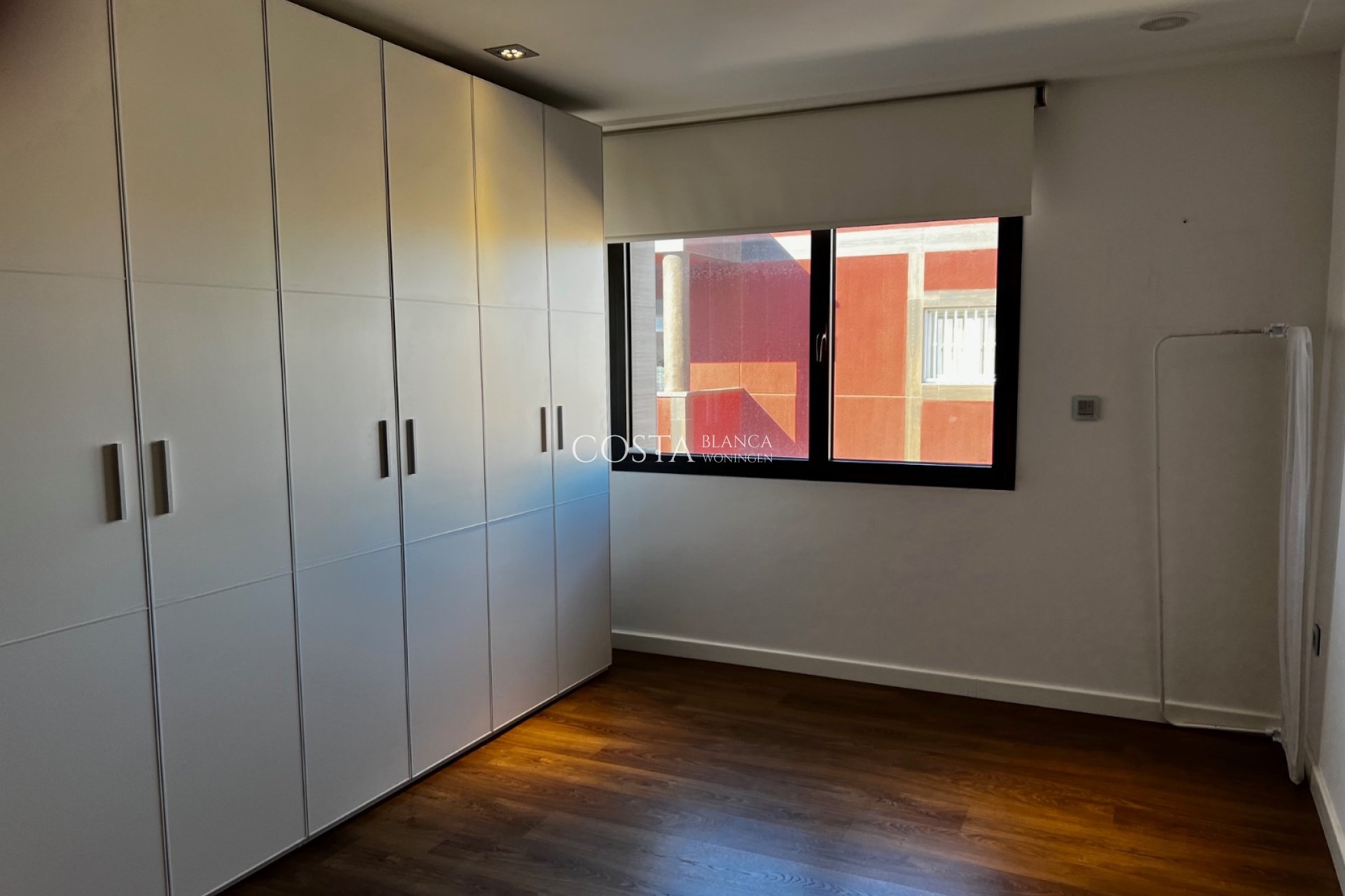 Revente - Villa -
Almoradí