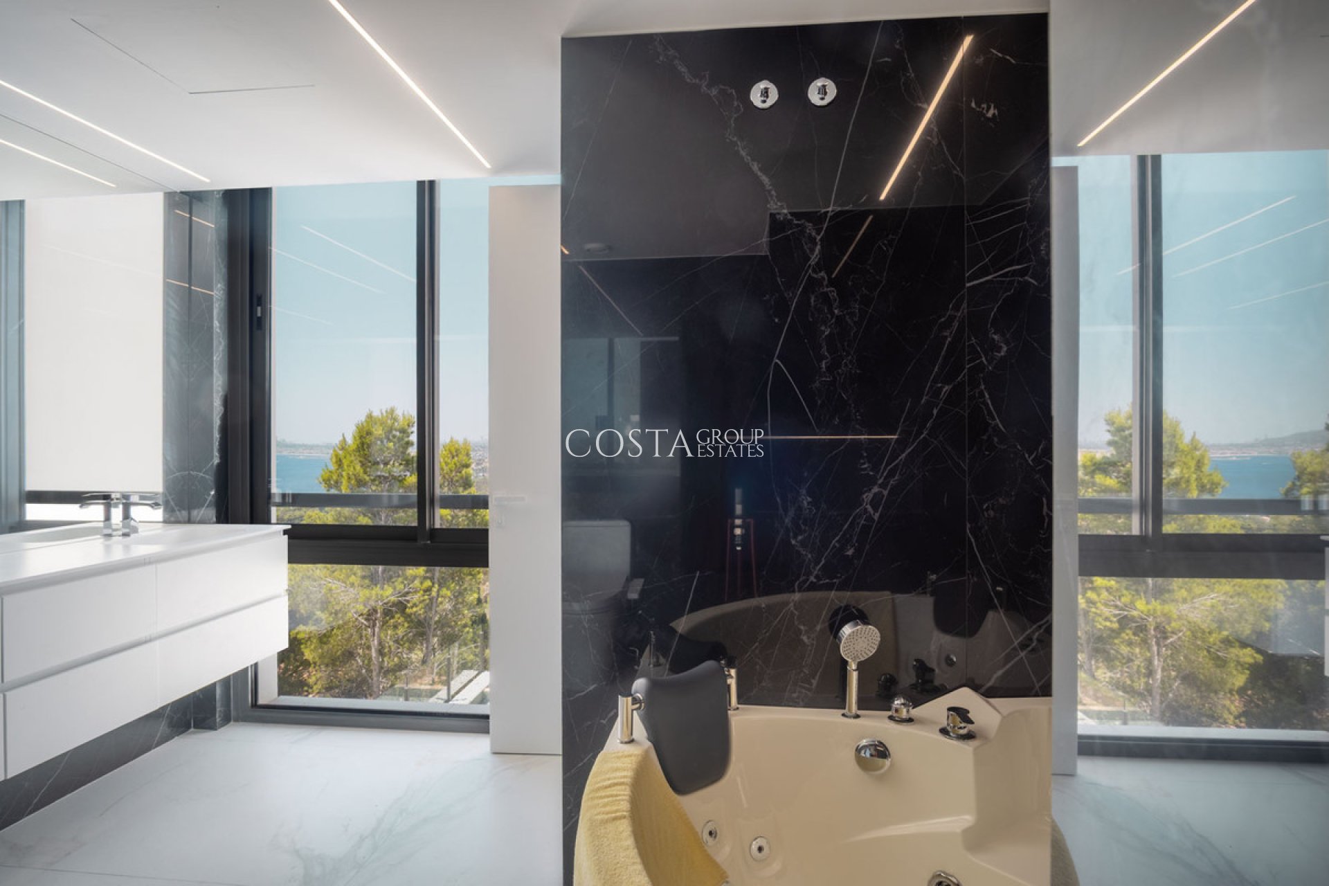 Revente - Villa -
Altea - Altea Centro