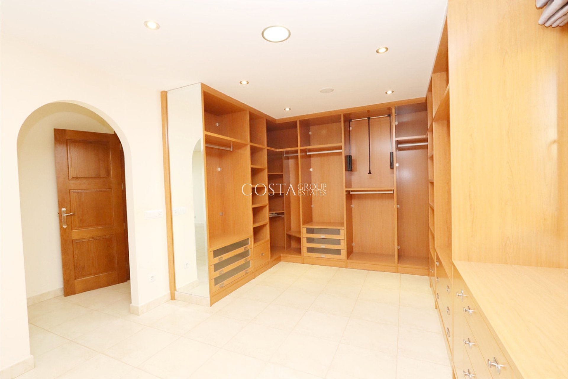 Revente - Villa -
Altea - Altea Centro