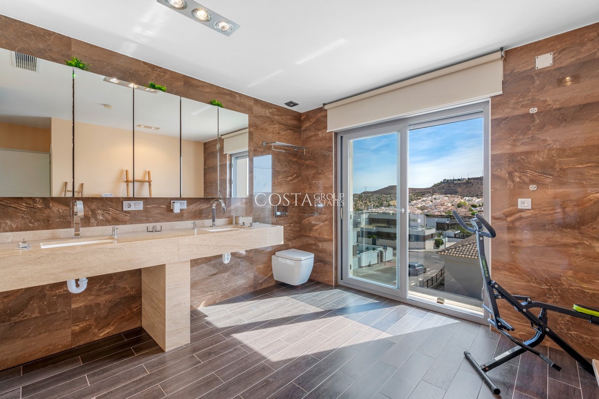 Revente - Villa -
Benijofar