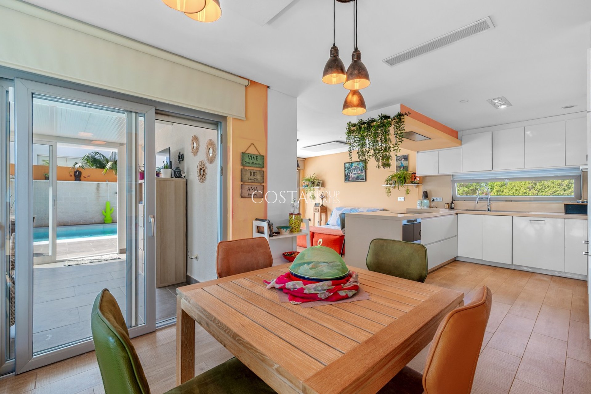 Revente - Villa -
Benijofar