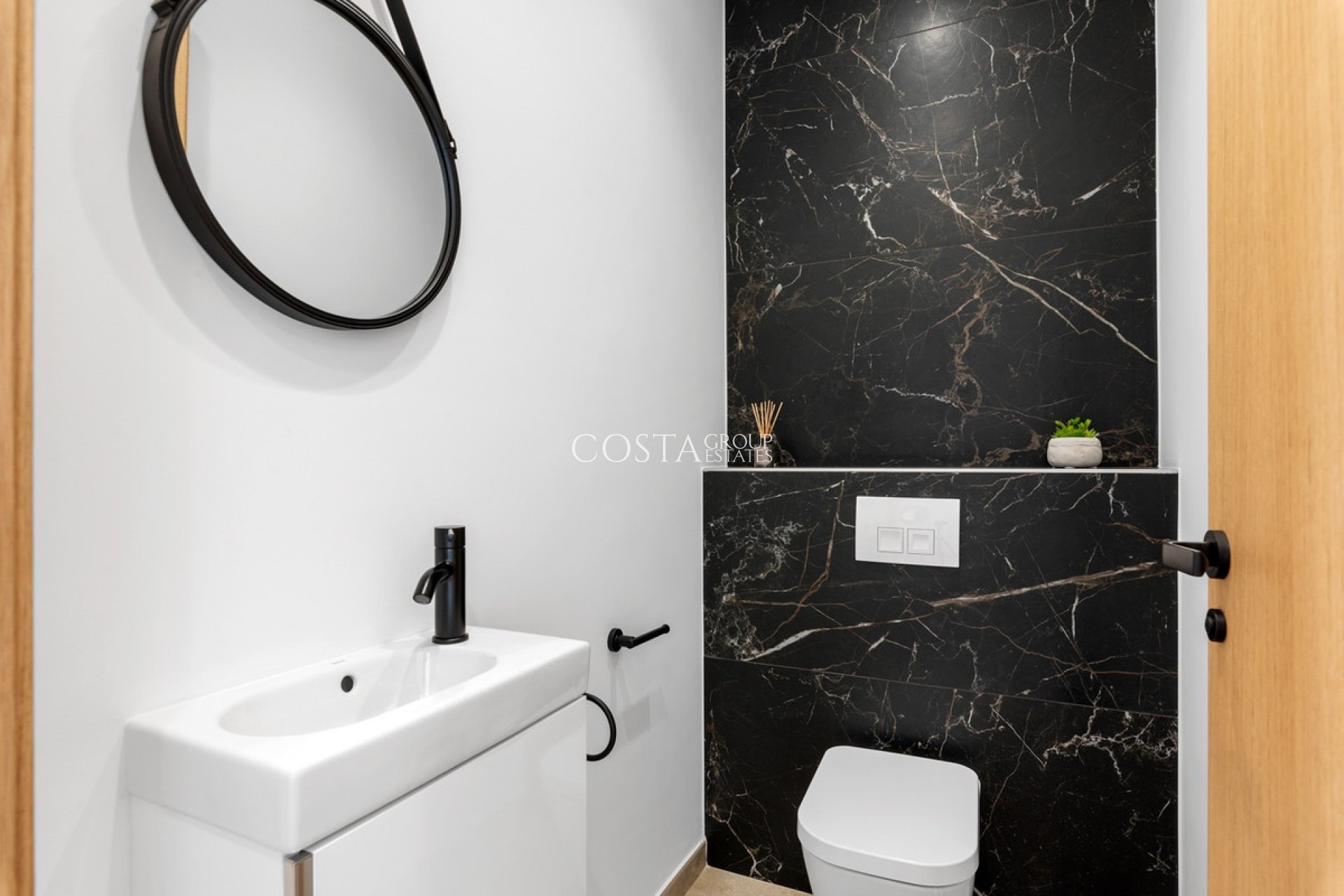 Revente - Villa -
Benijofar