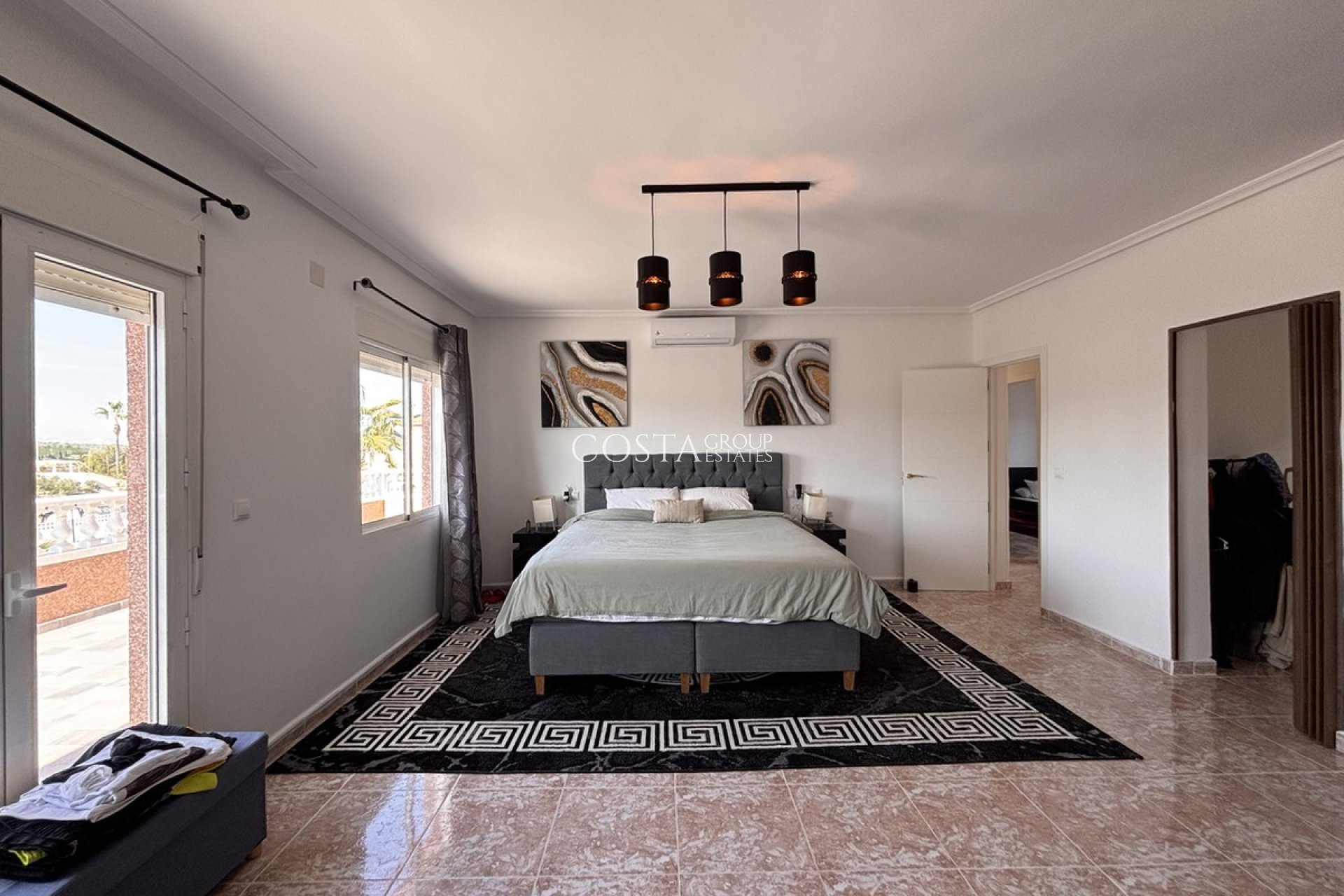 Revente - Villa -
Benijofar