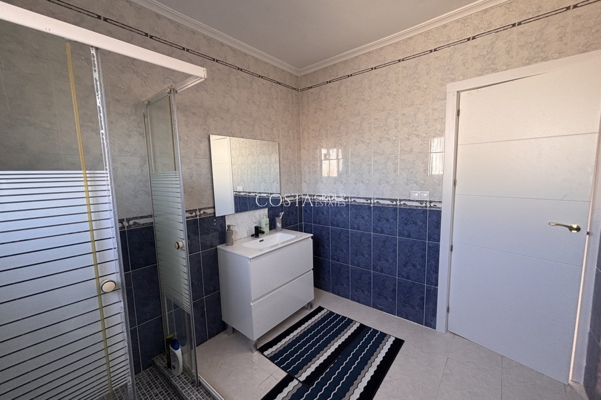 Revente - Villa -
Benijofar