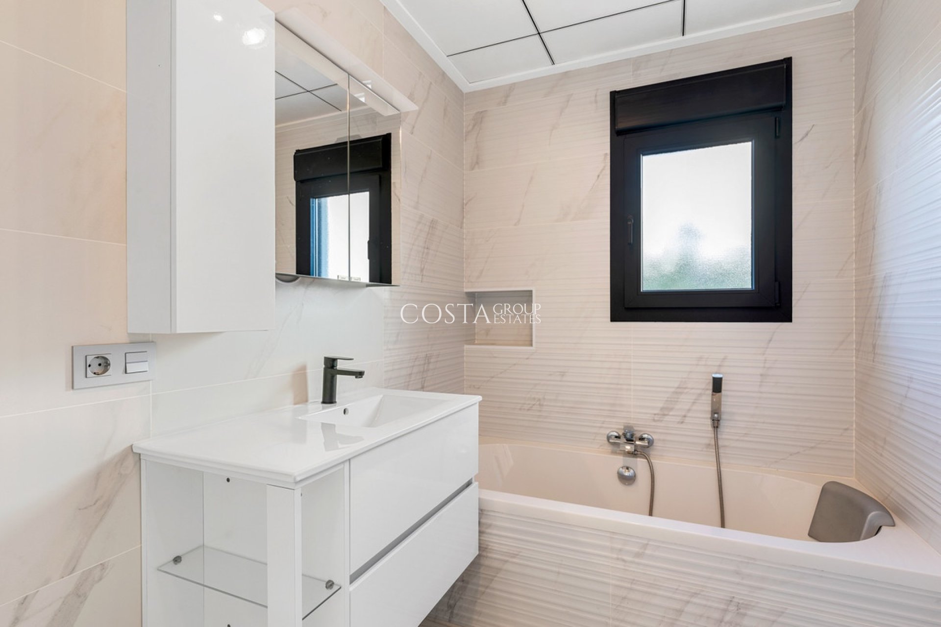 Revente - Villa -
Benijofar