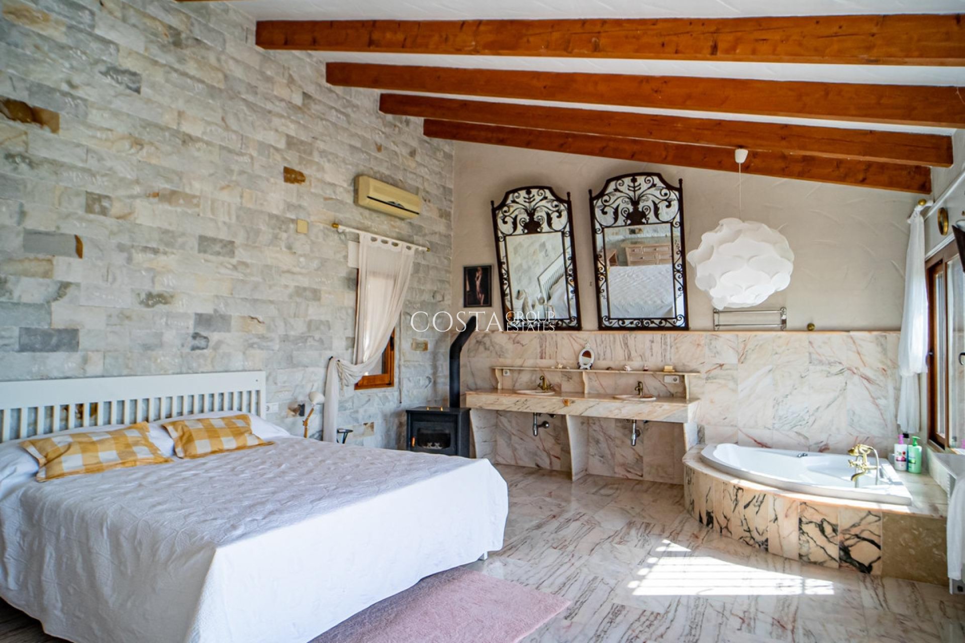 Revente - Villa -
Benissa - Benissa Centro