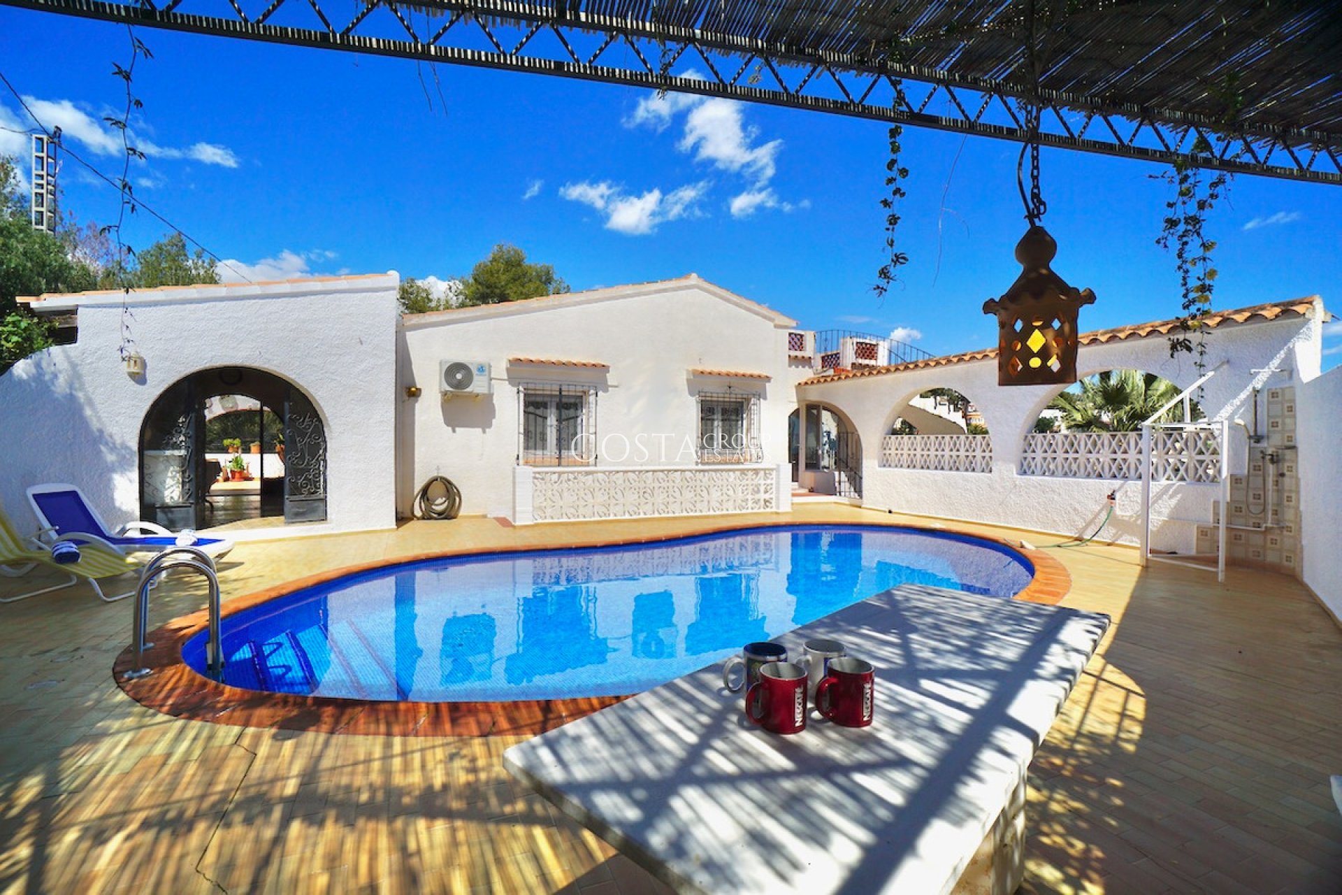 Revente - Villa -
Benissa - Benissa Centro