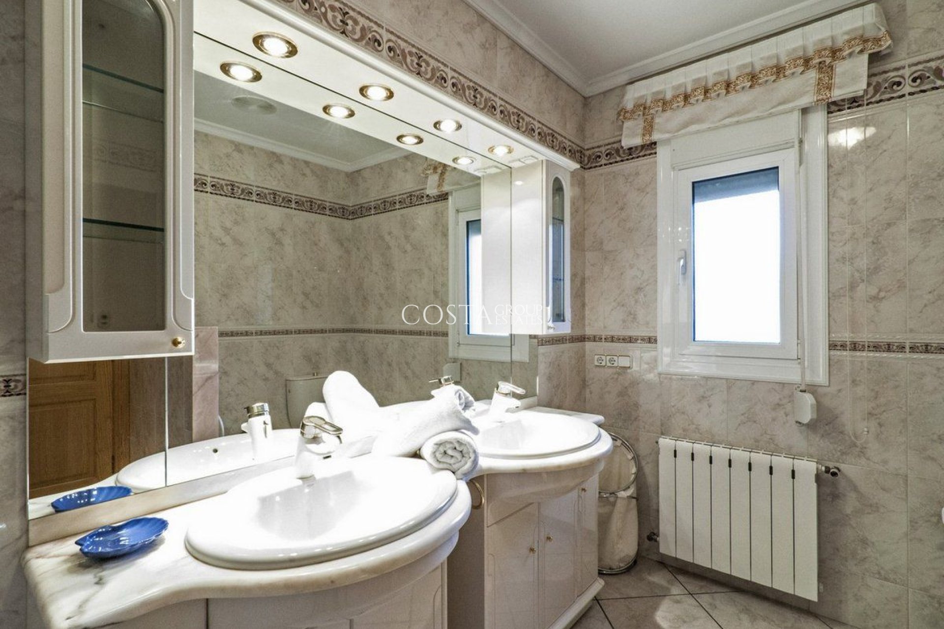 Revente - Villa -
Benissa - Benissa Centro