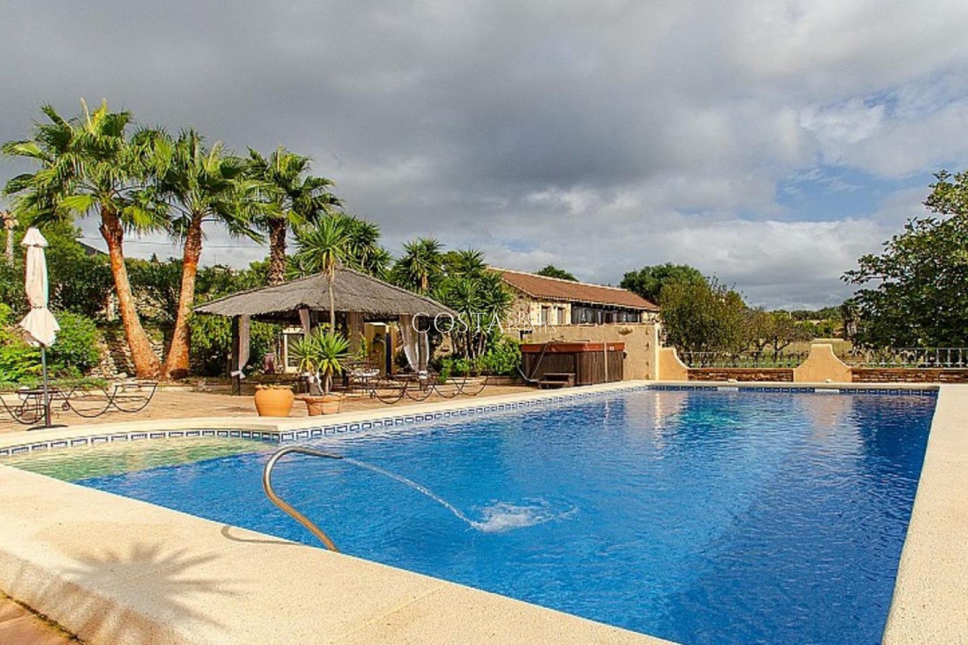 Revente - Villa -
Benissa - Benissa Centro