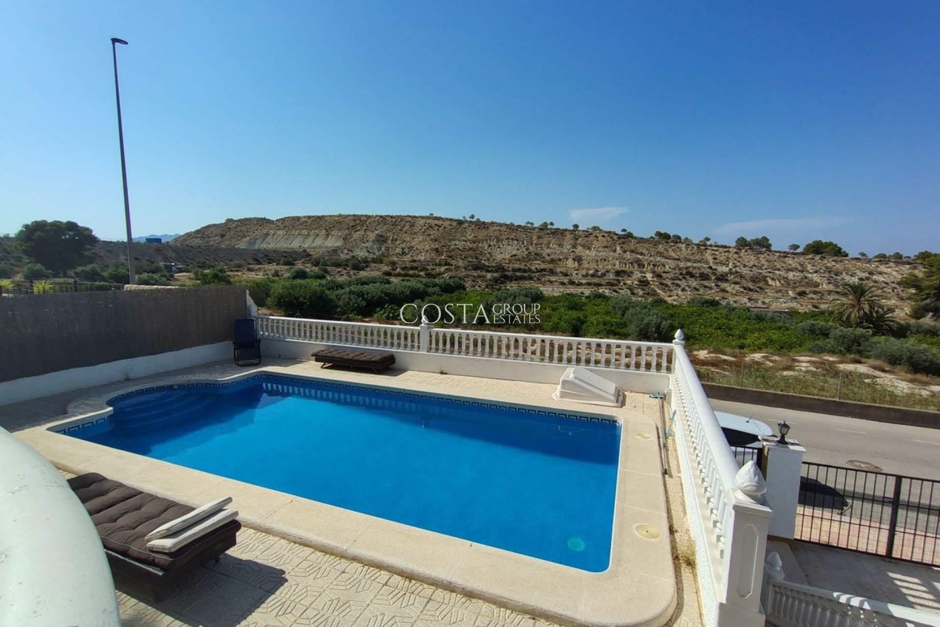 Revente - Villa -
Bigastro