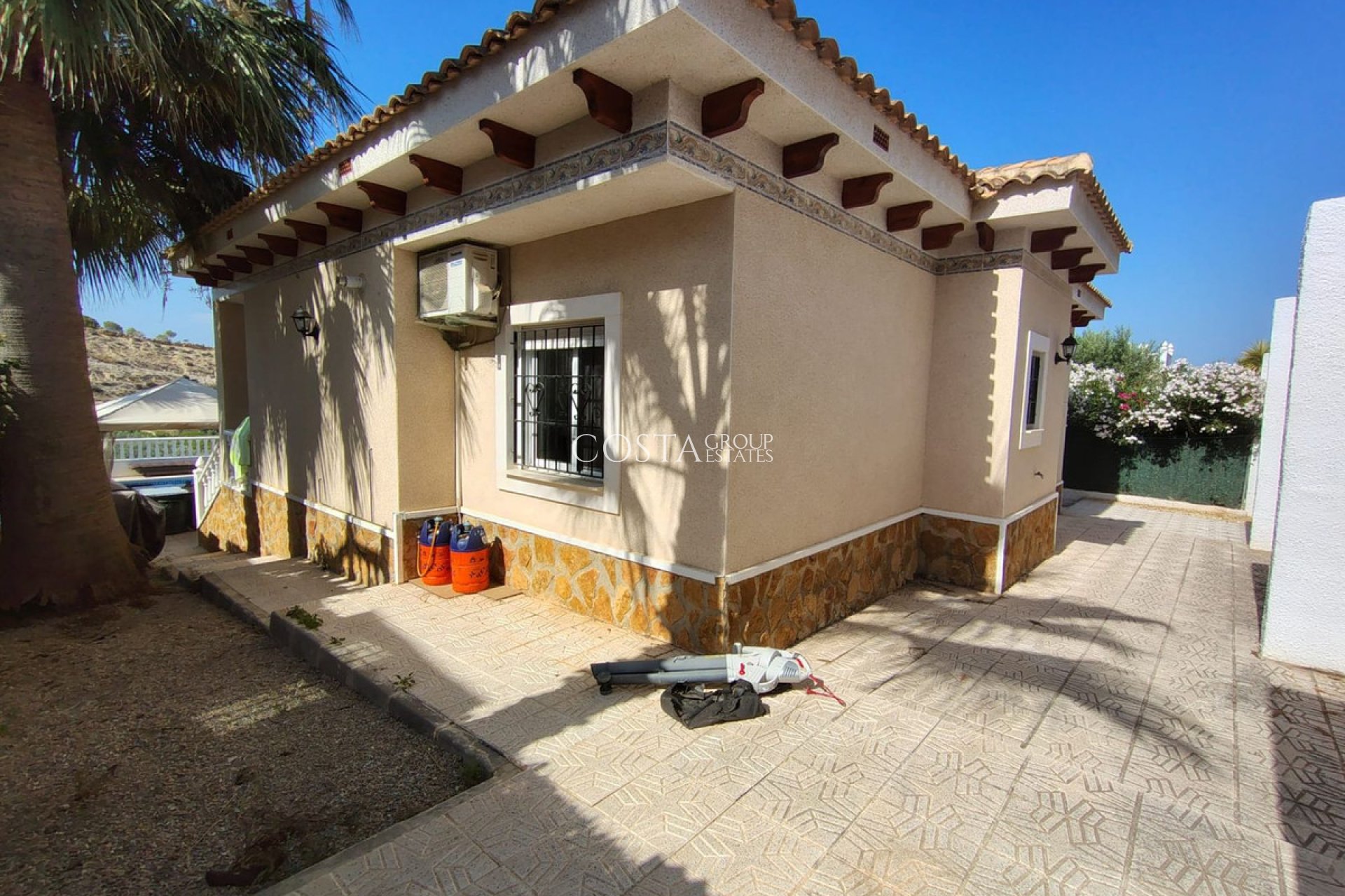 Revente - Villa -
Bigastro