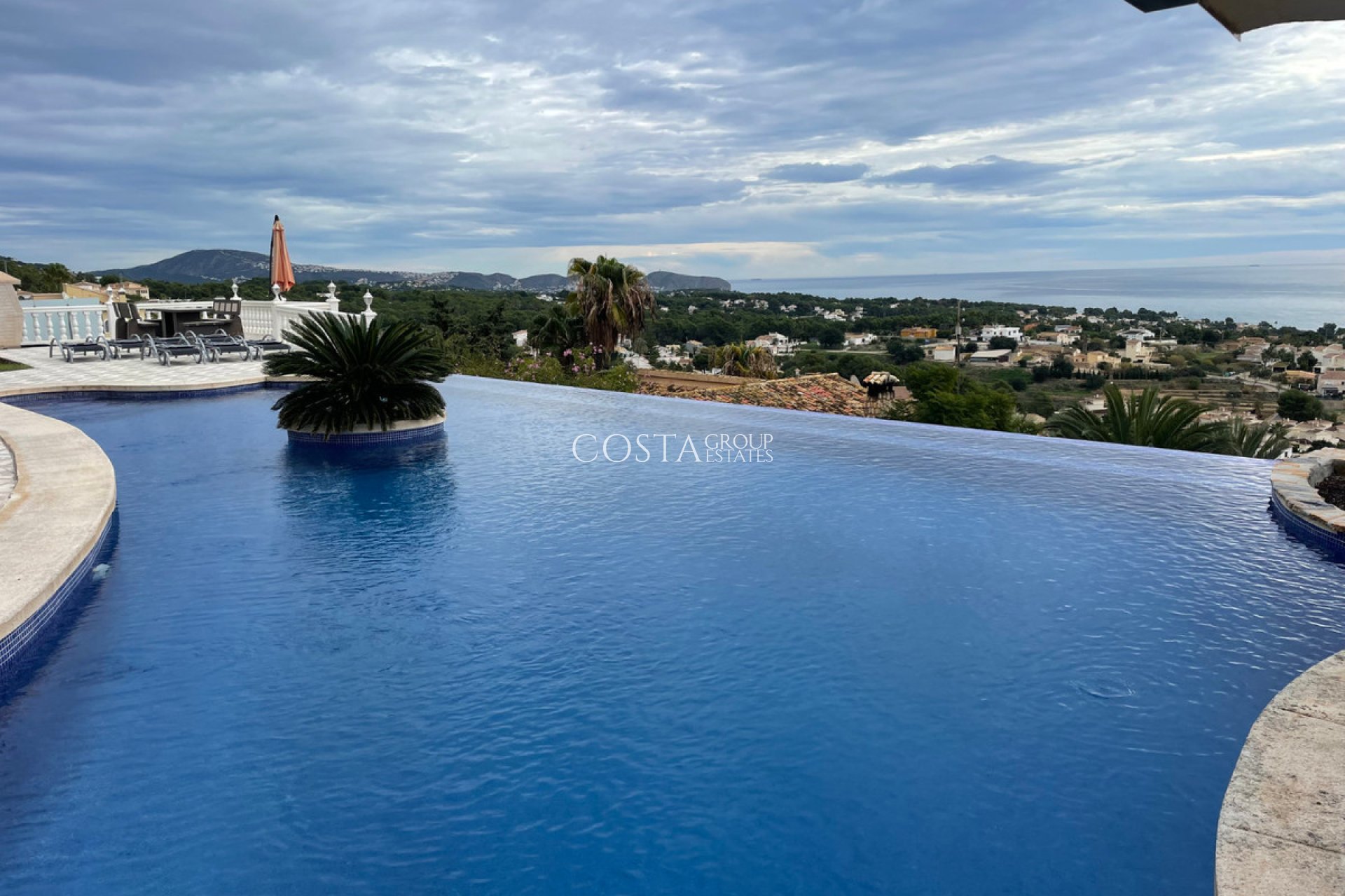 Revente - Villa -
Calpe - Calpe Centro