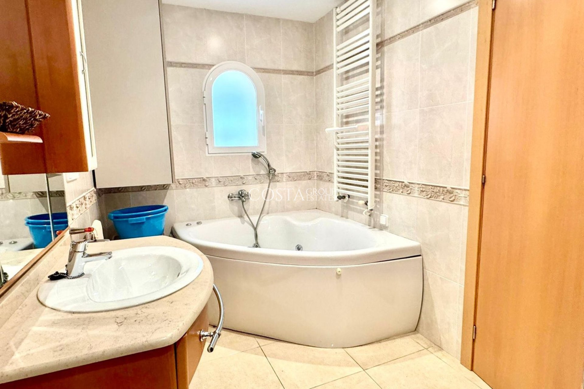 Revente - Villa -
Calpe - Calpe Centro