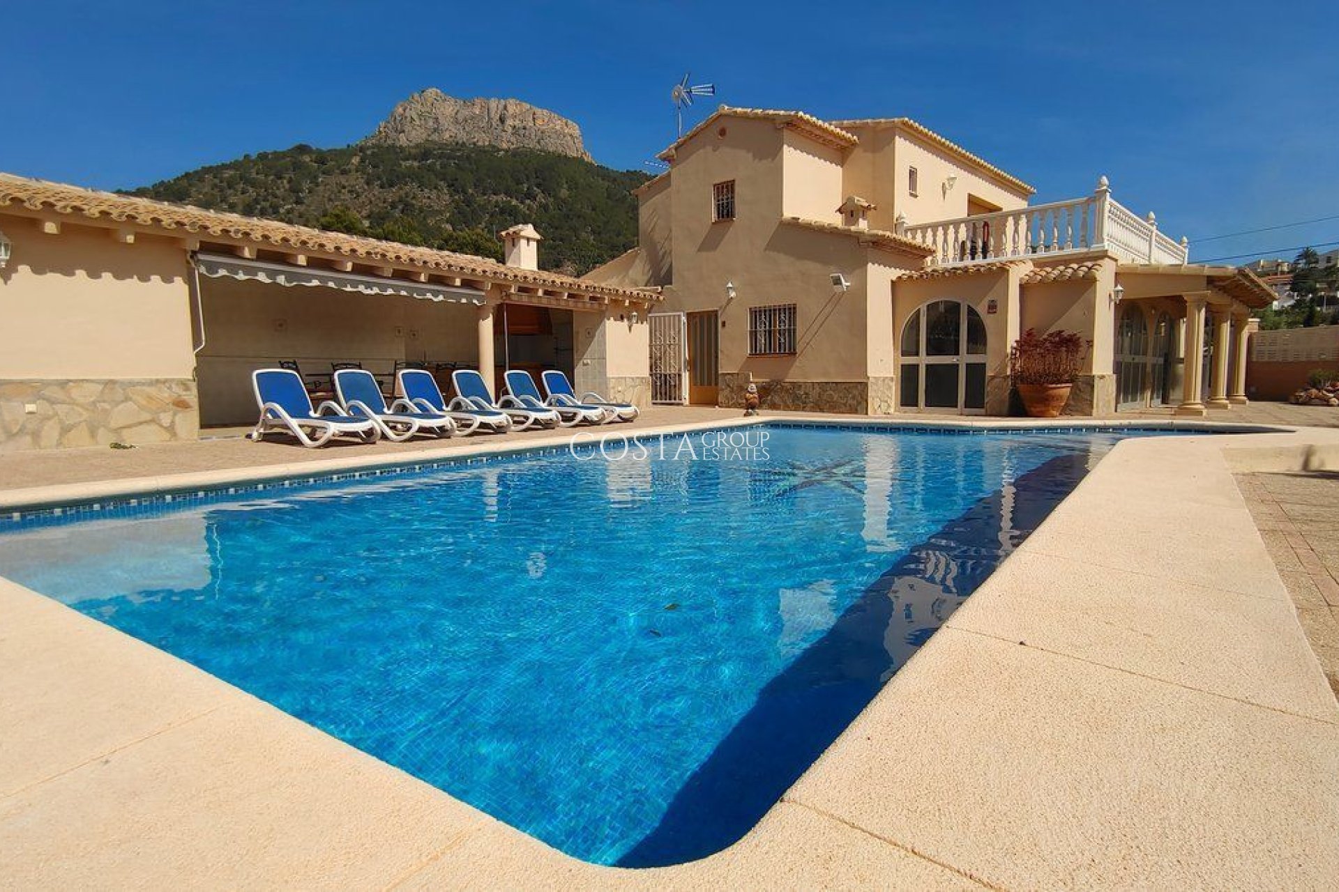 Revente - Villa -
Calpe - Calpe Centro