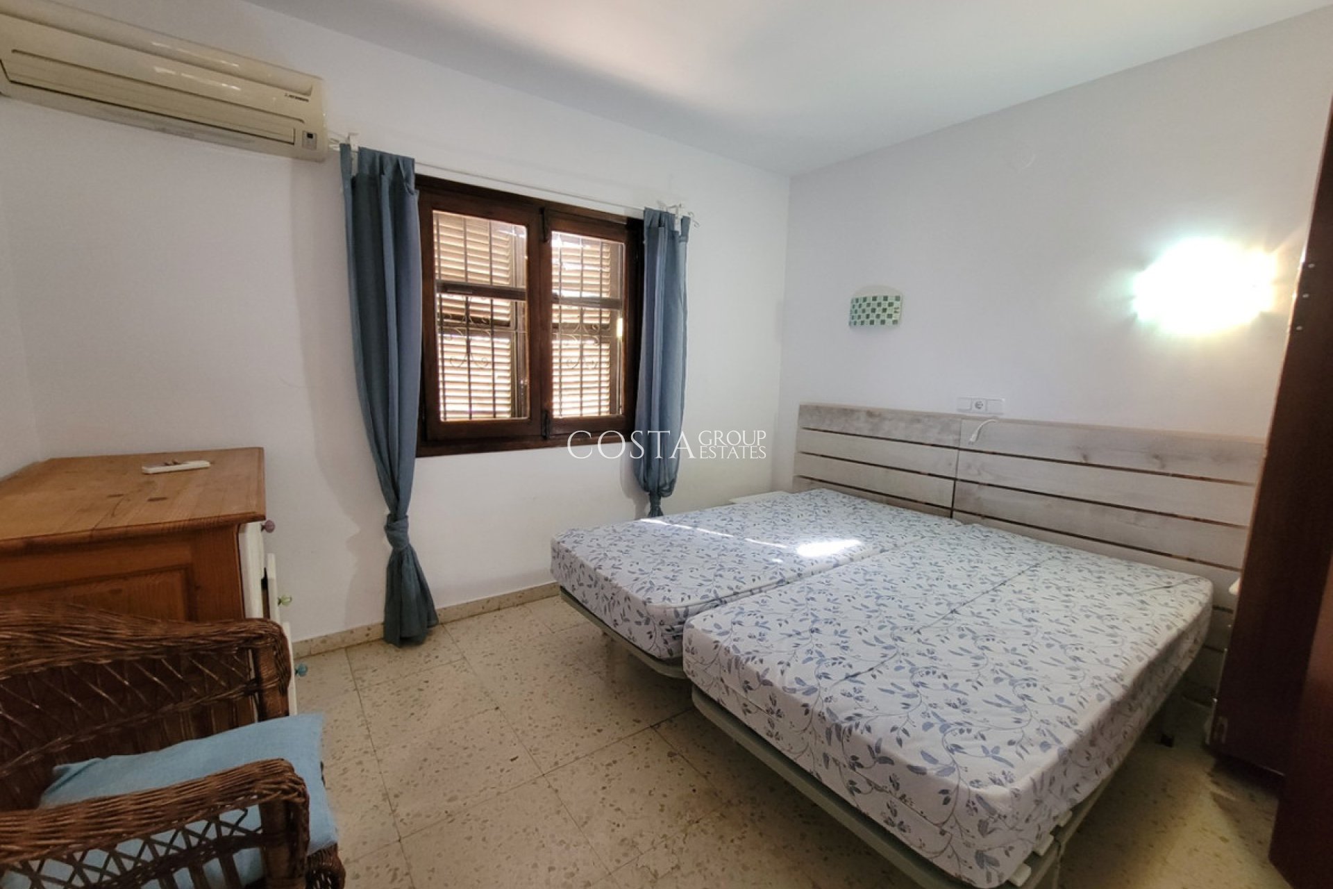 Revente - Villa -
Calpe - Calpe Centro