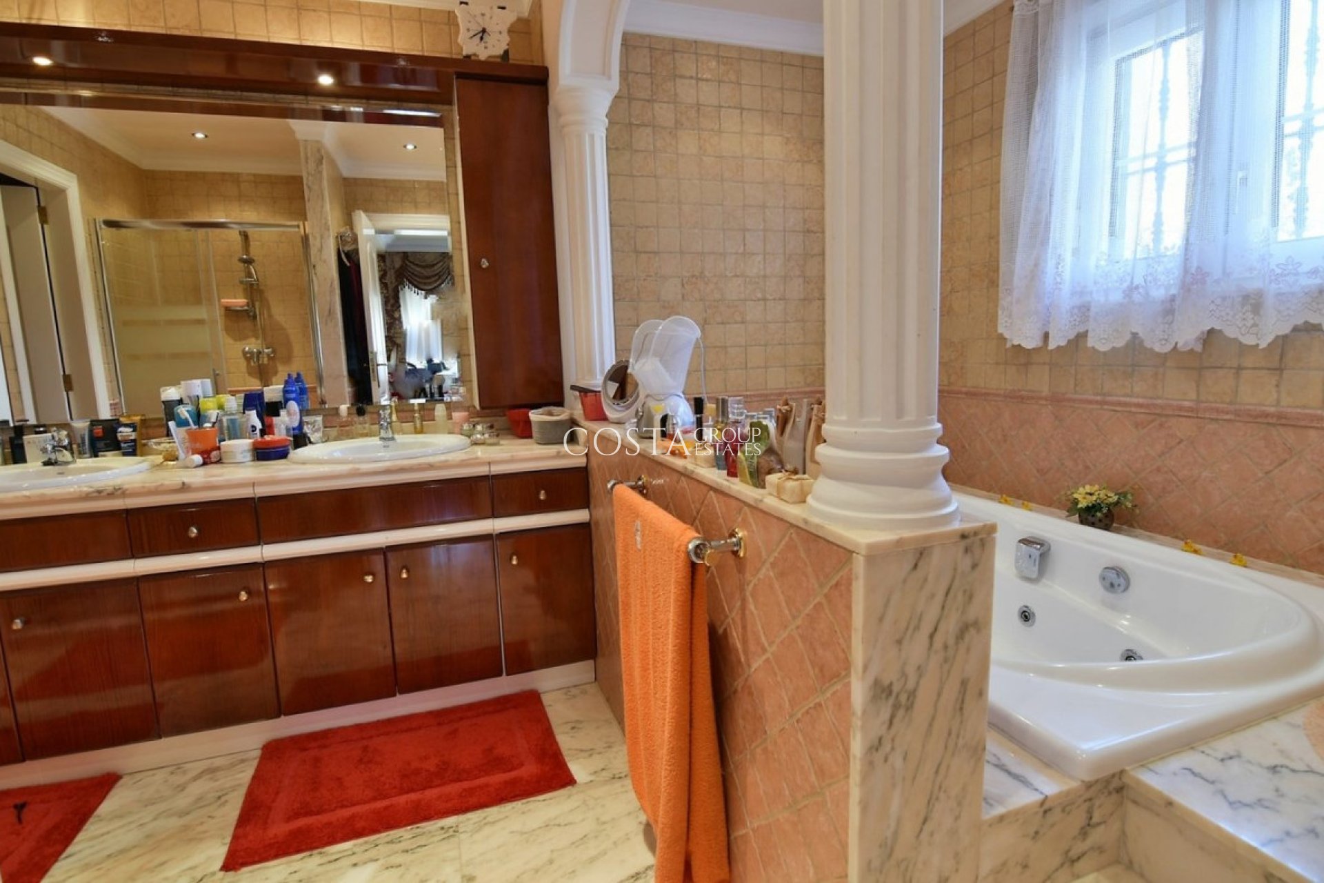 Revente - Villa -
Calpe - Calpe Centro