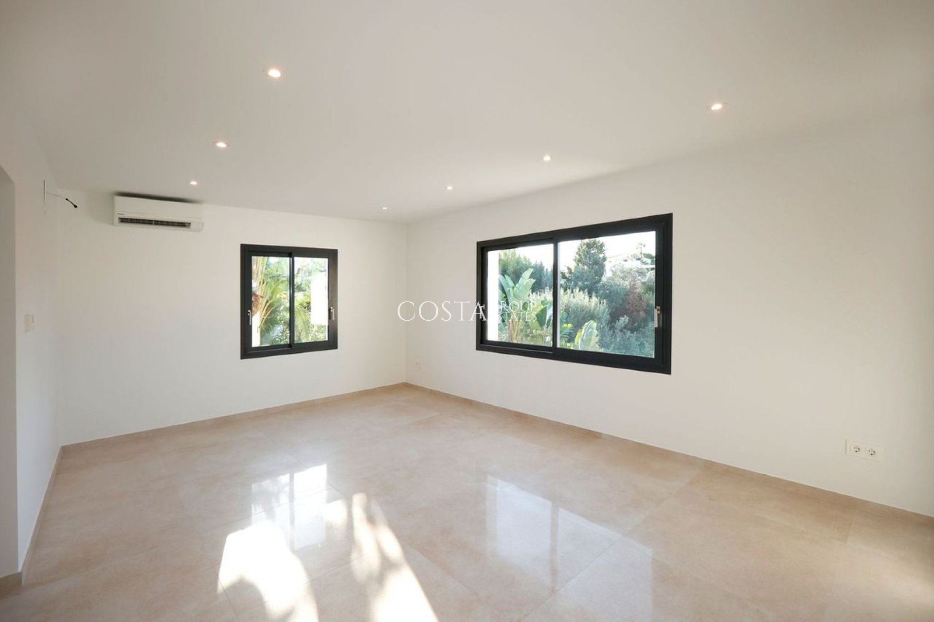 Revente - Villa -
Calpe - Calpe Centro