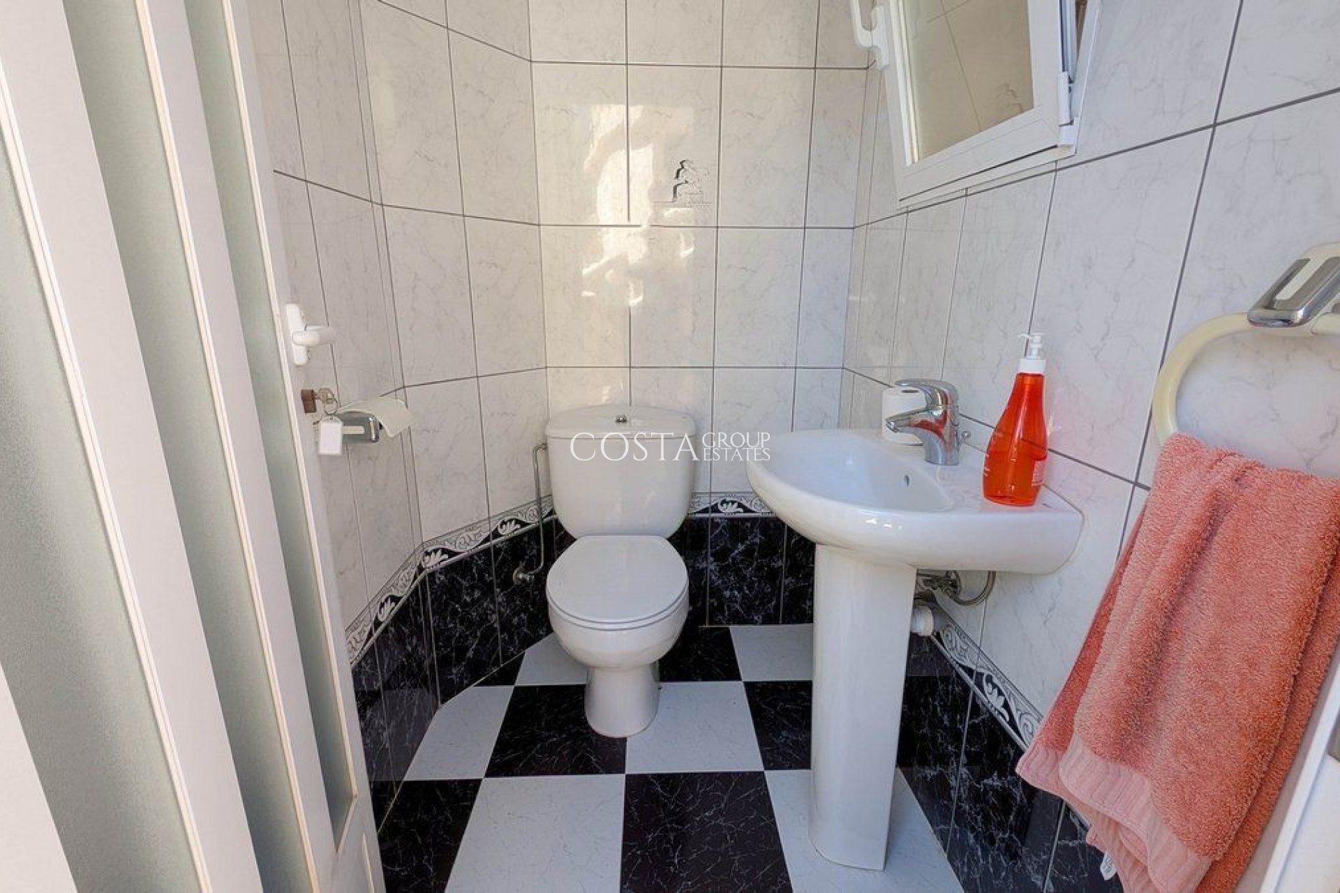 Revente - Villa -
Calpe - Calpe Centro