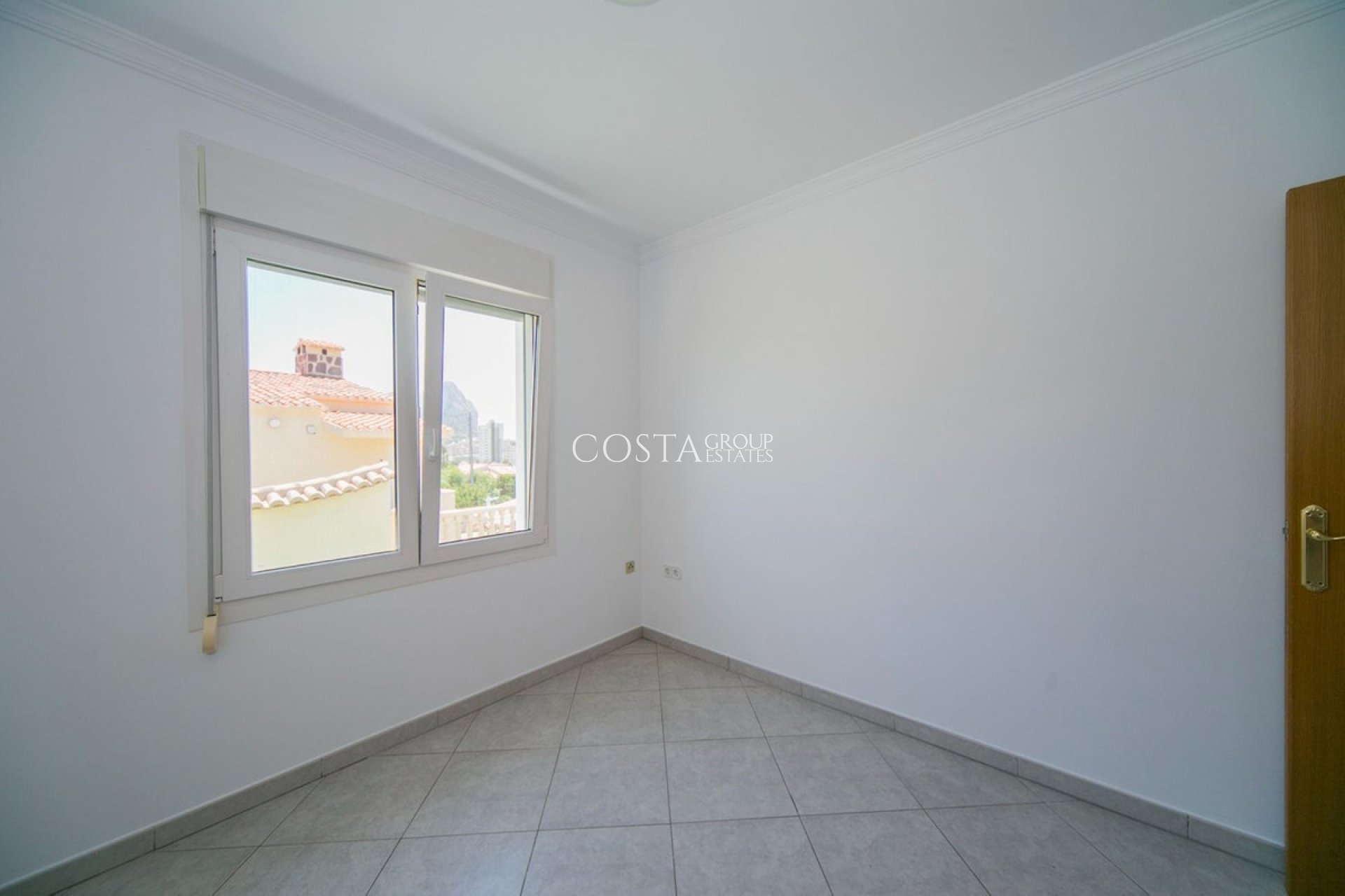 Revente - Villa -
Calpe - Calpe Centro