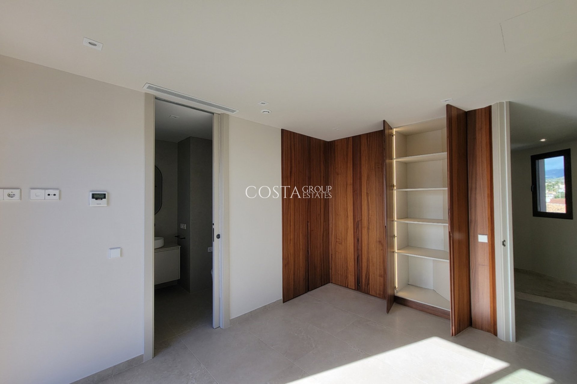 Revente - Villa -
Calpe - Calpe Centro