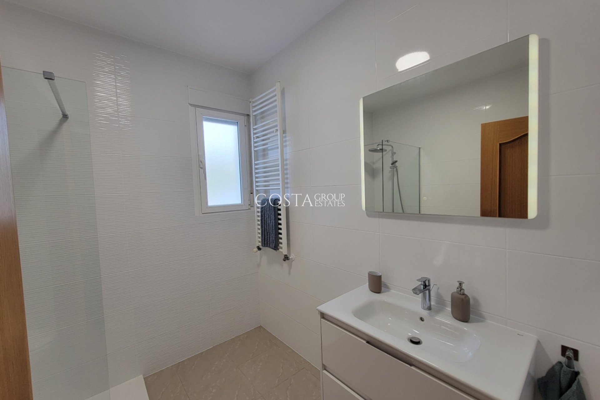 Revente - Villa -
Calpe - Calpe Centro