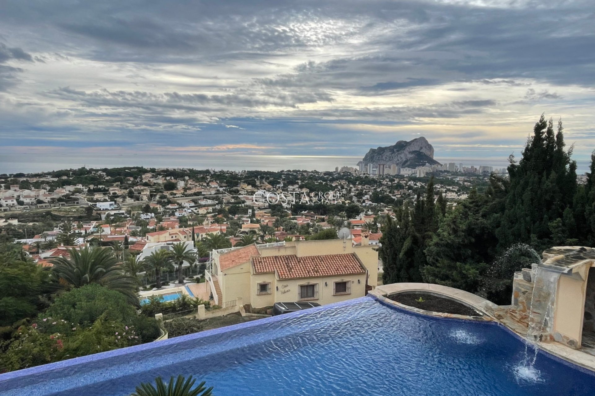 Revente - Villa -
Calpe - Calpe Centro
