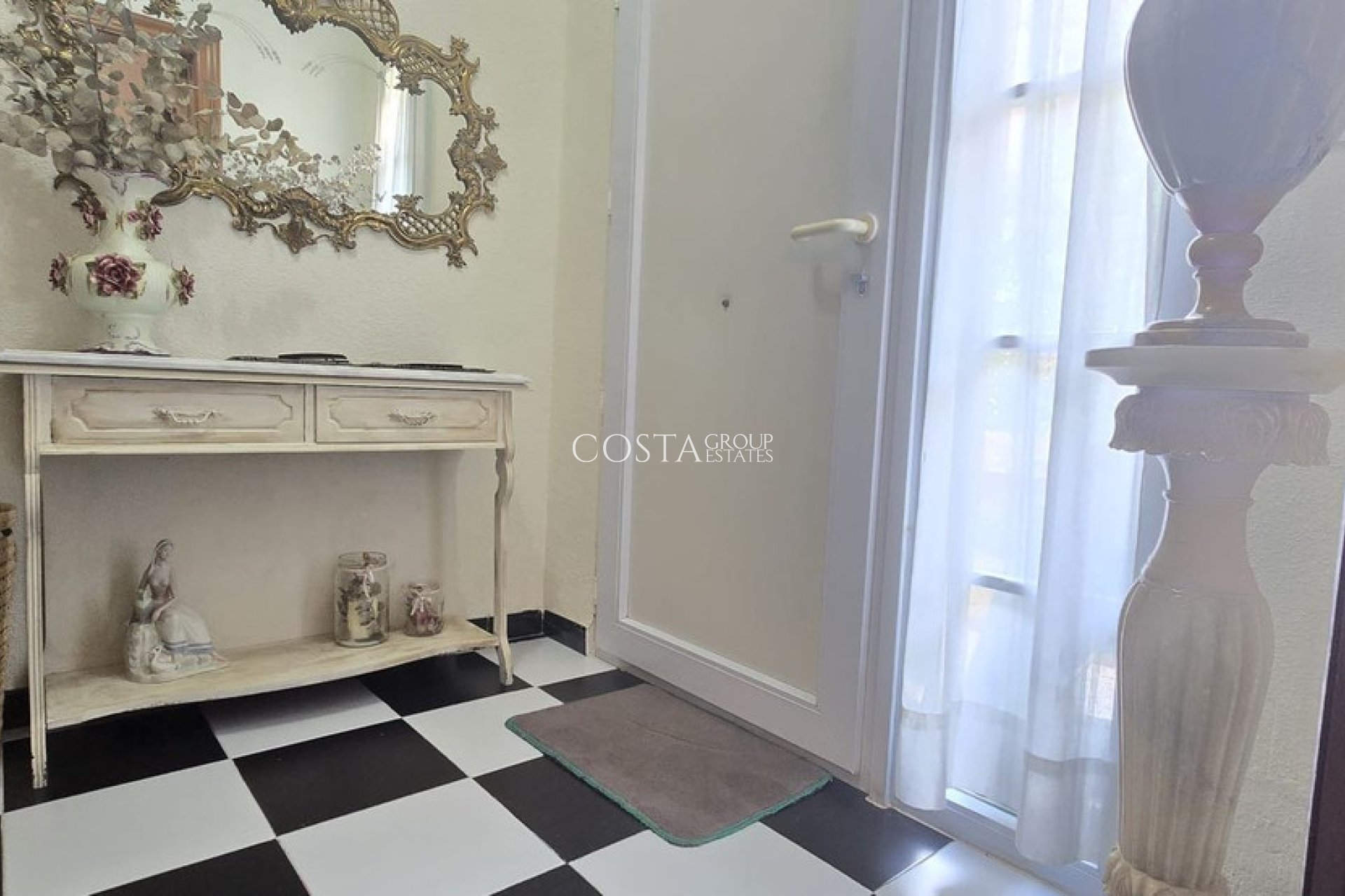 Revente - Villa -
Cartagena - El Algar