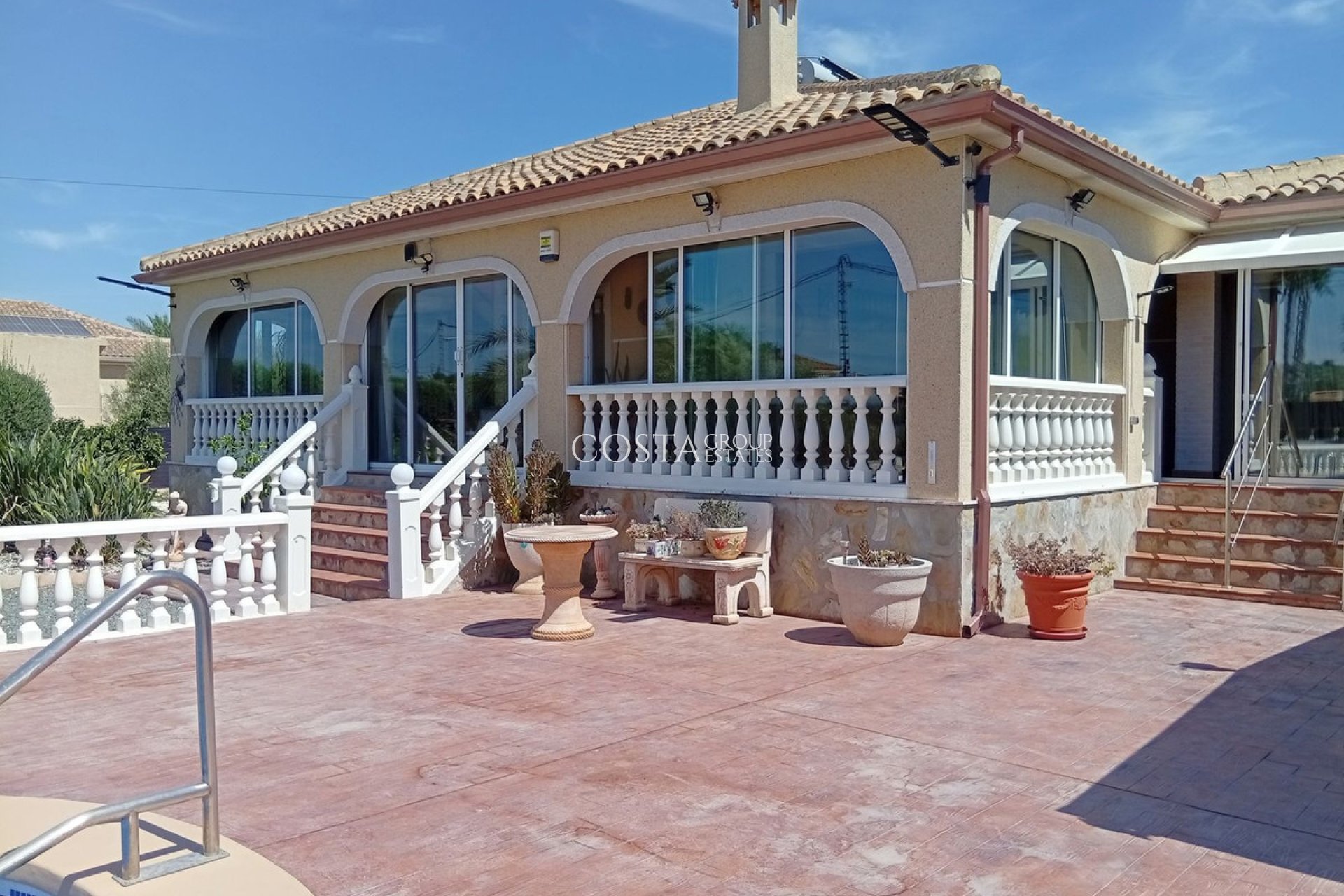 Revente - Villa -
Catral - Catral Centro