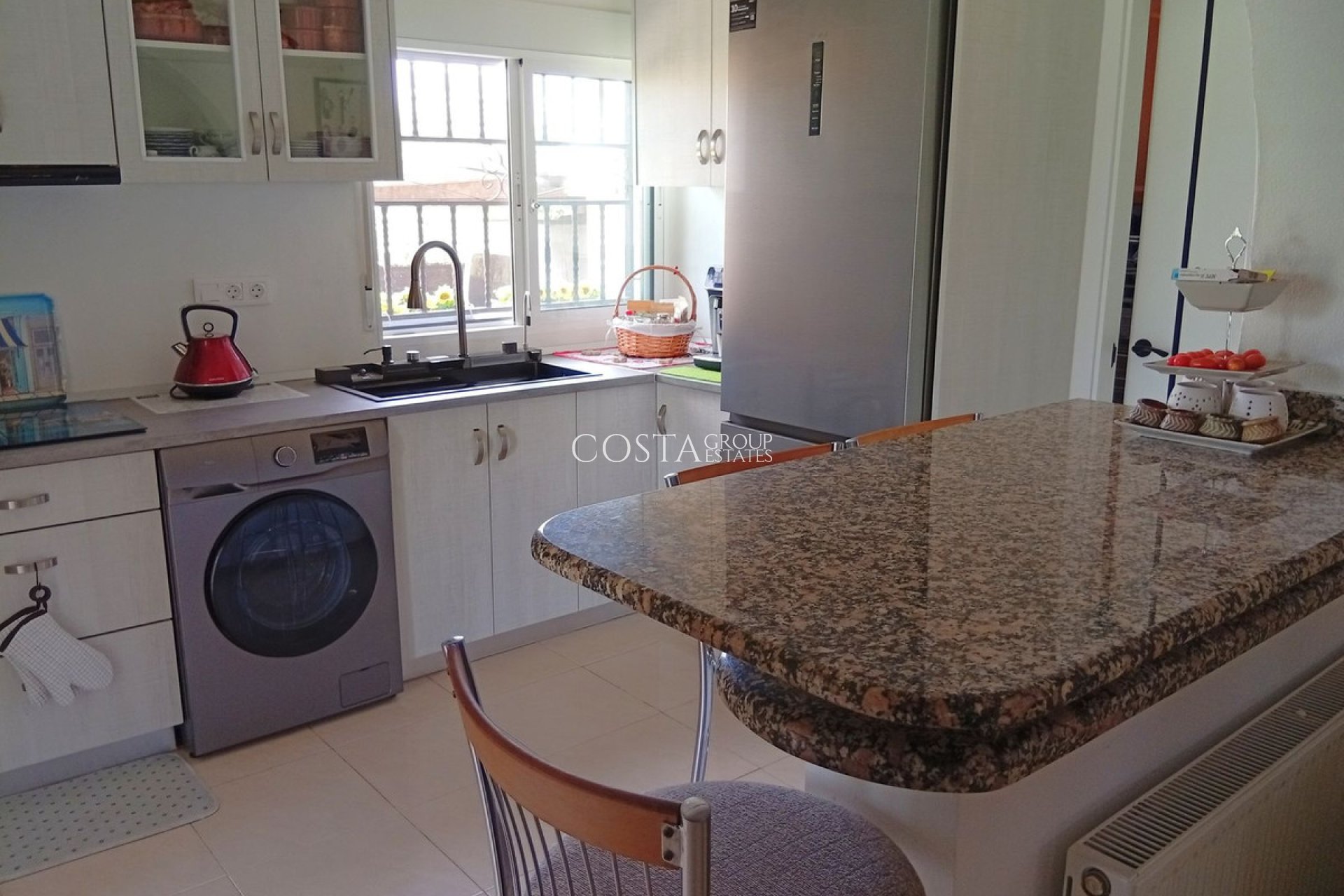 Revente - Villa -
Catral - Catral Centro