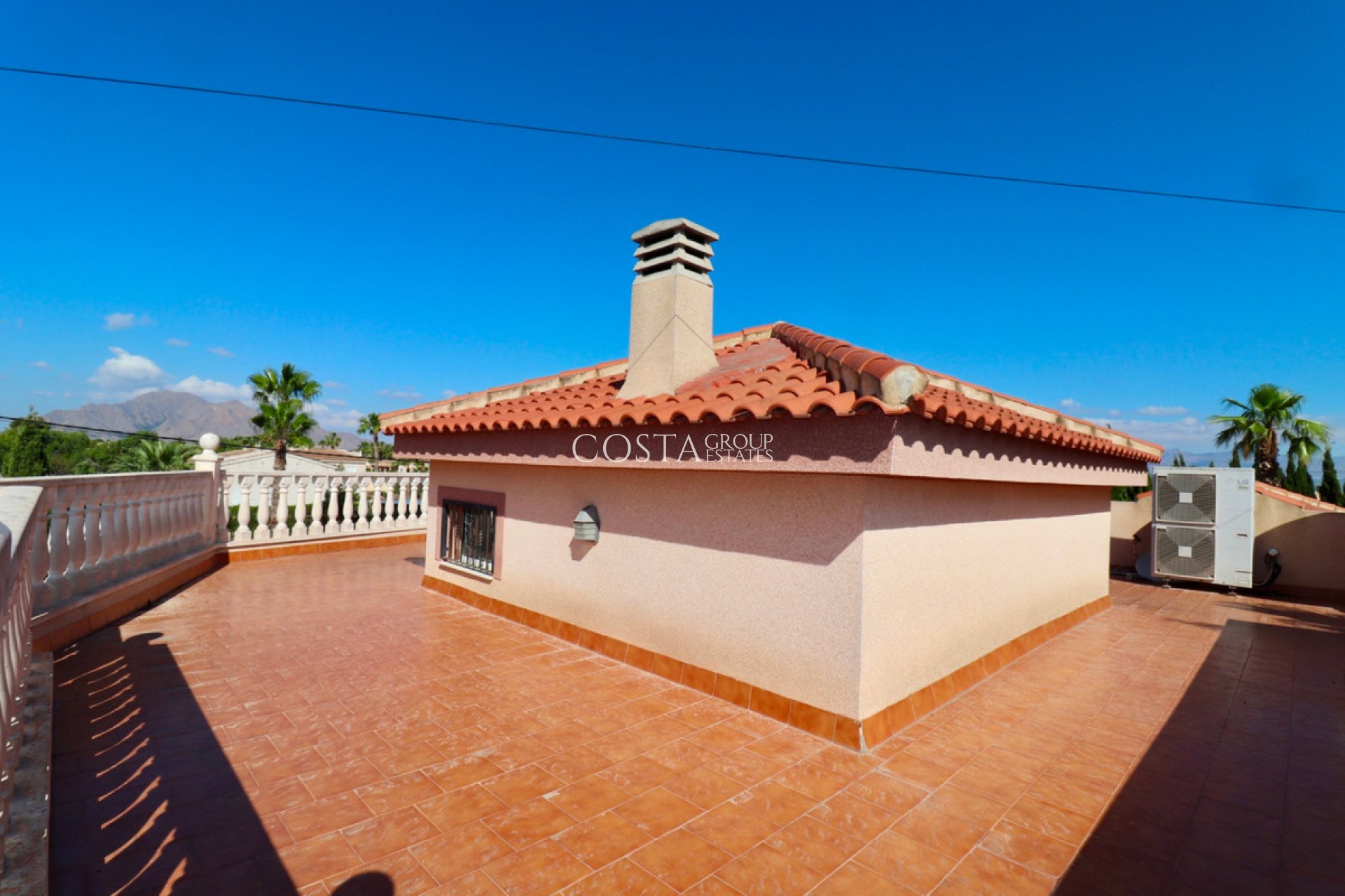 Revente - Villa -
Catral - Catral Centro