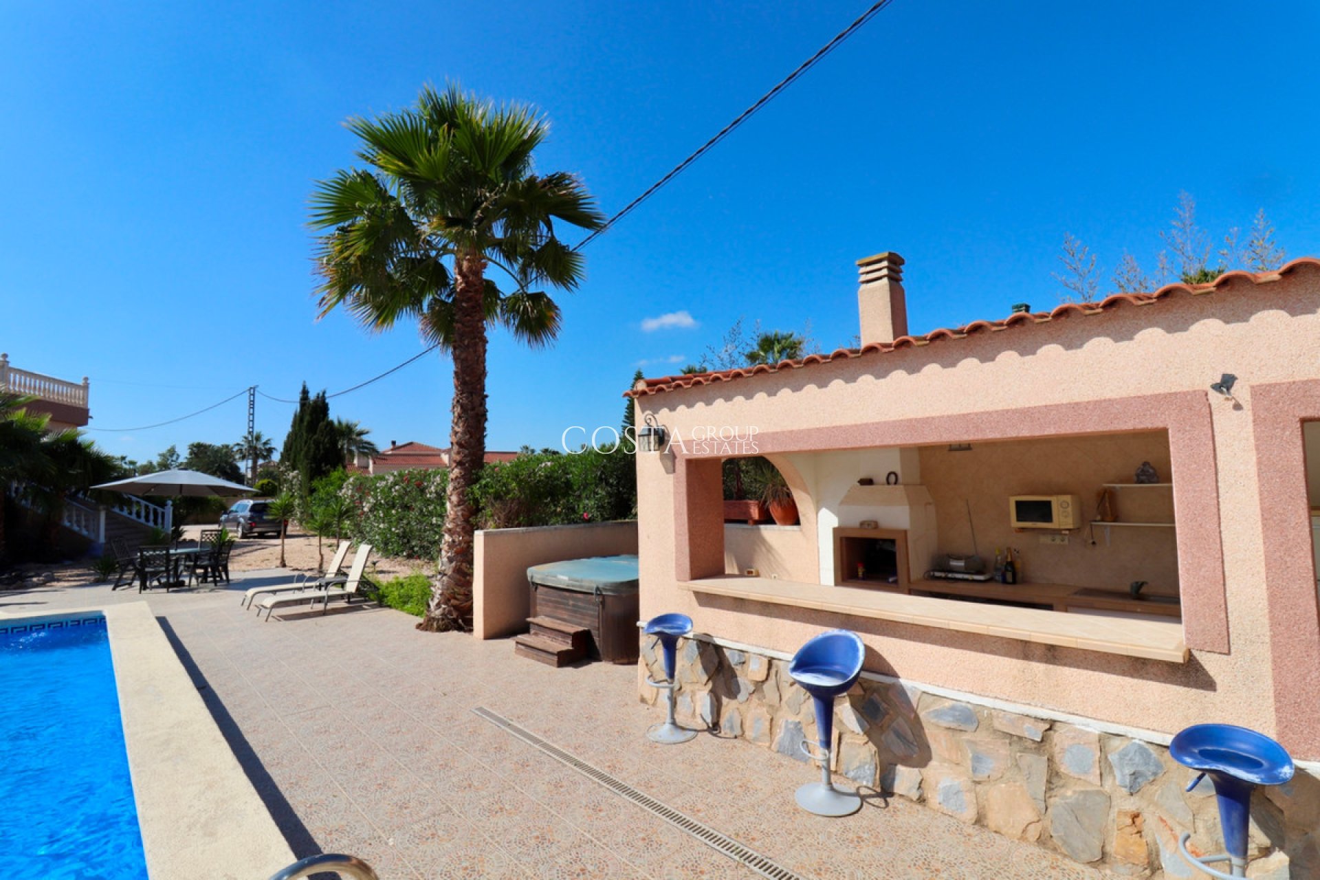 Revente - Villa -
Catral - Catral Centro