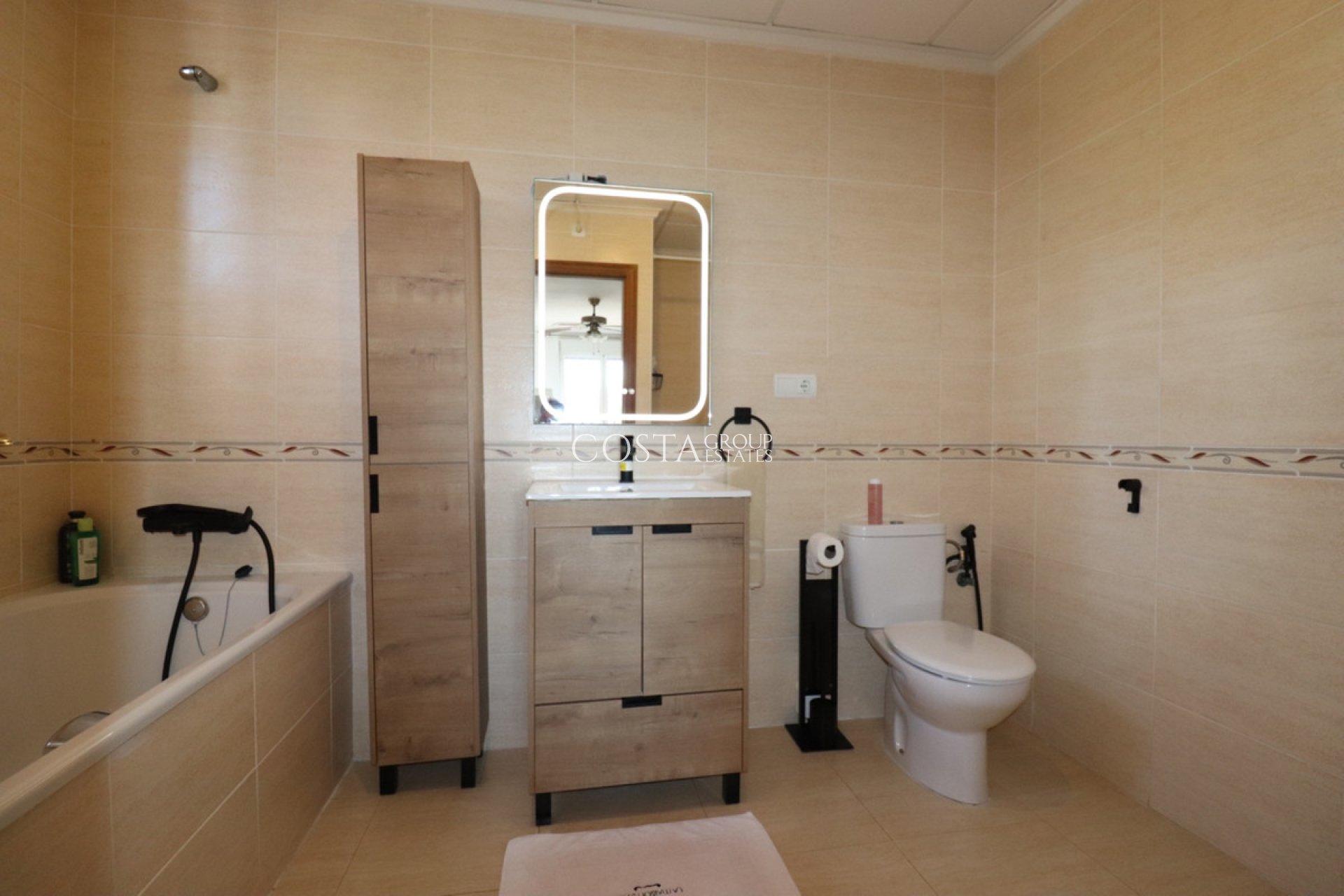 Revente - Villa -
Catral - Catral Centro