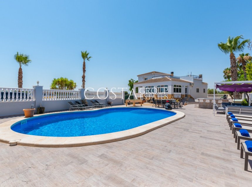 Revente - Villa -
Catral - Catral Centro