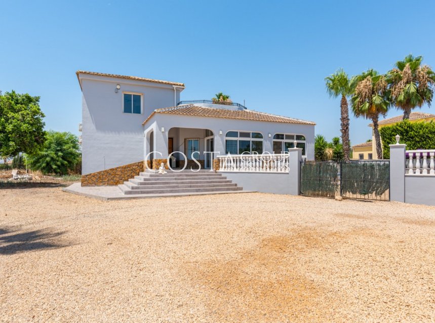 Revente - Villa -
Catral - Catral Centro