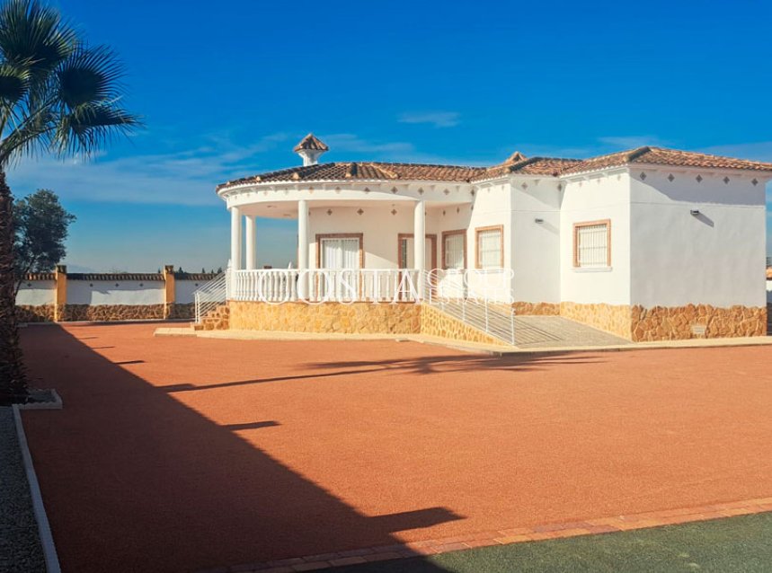 Revente - Villa -
Catral