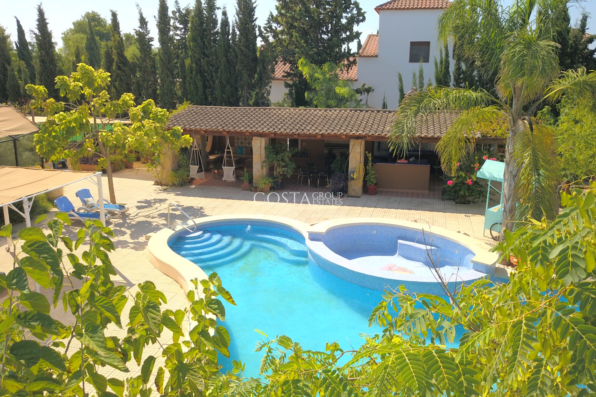 Revente - Villa -
Catral