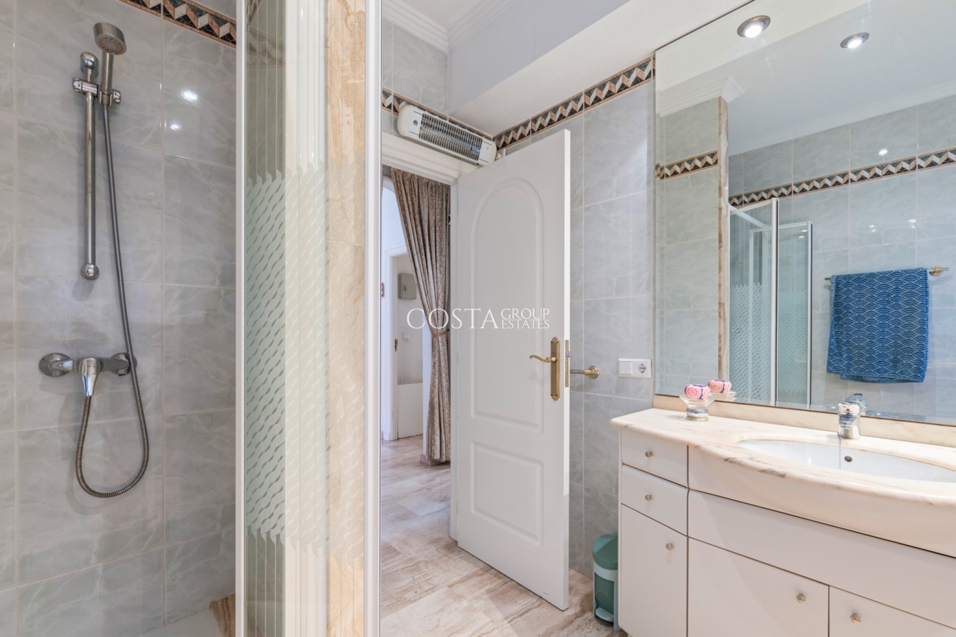 Revente - Villa -
Ciudad Quesada - Doña Pepa