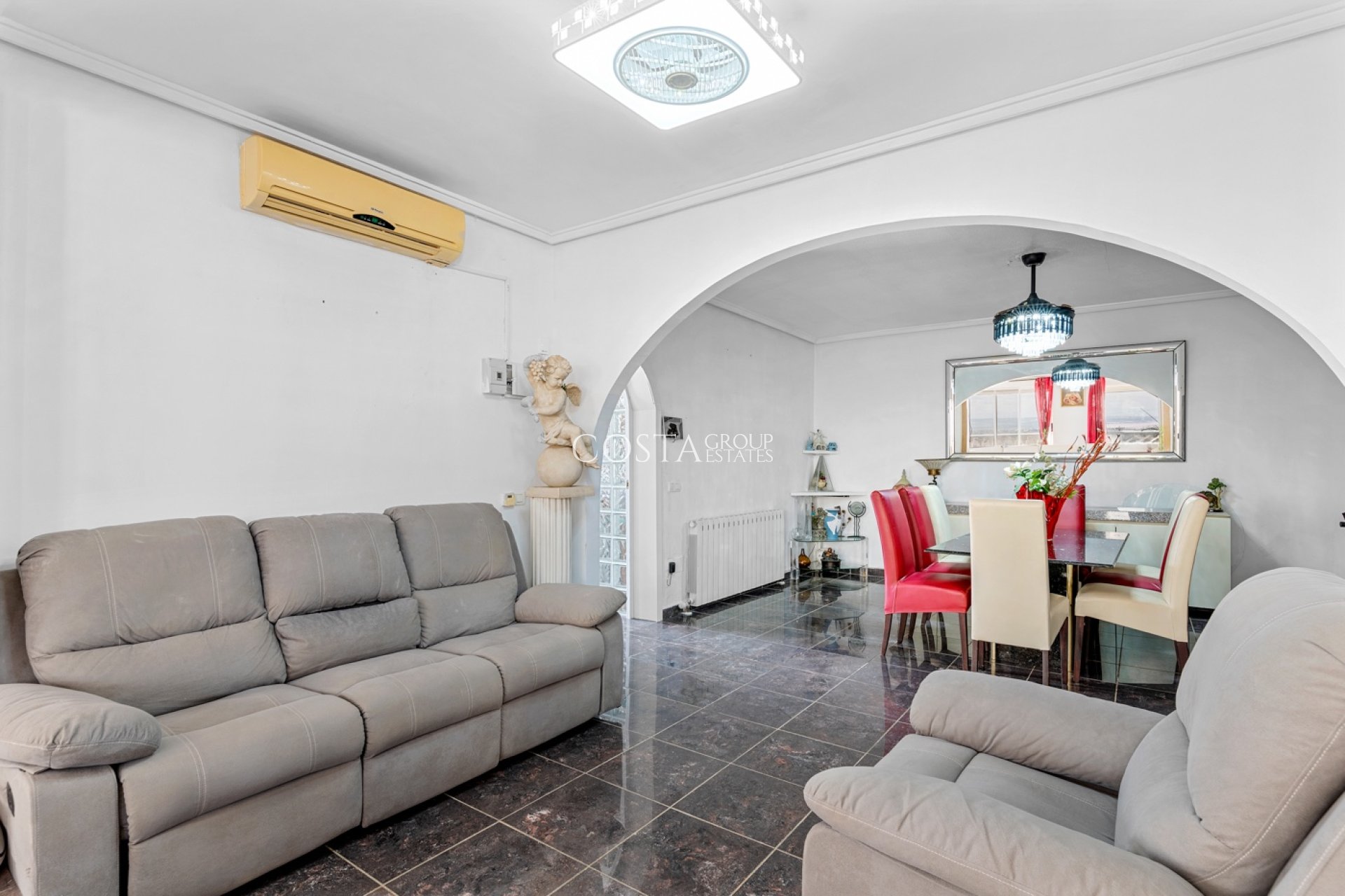 Revente - Villa -
Ciudad Quesada