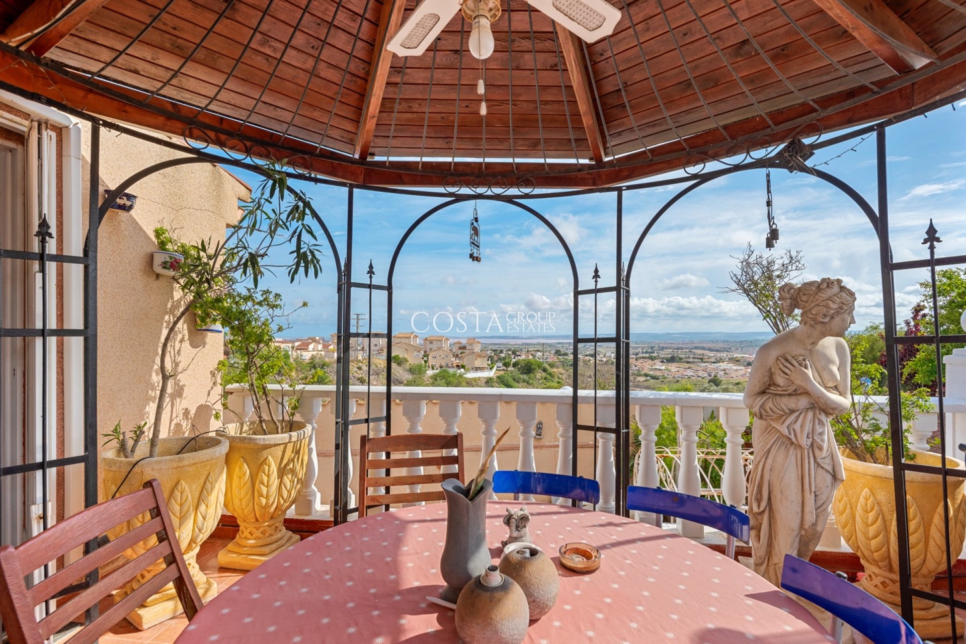 Revente - Villa -
Ciudad Quesada