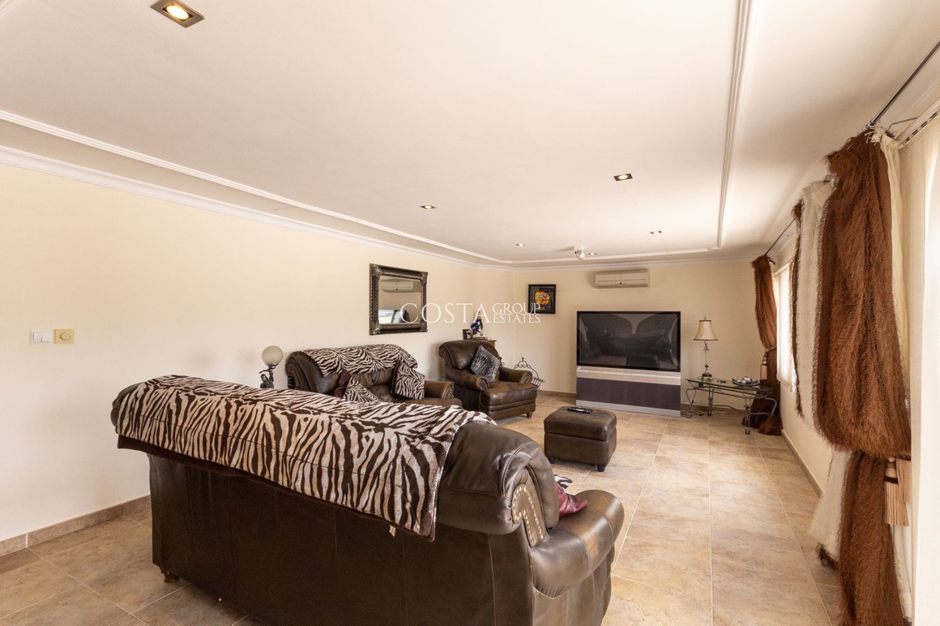 Revente - Villa -
Crevillente - Crevillent - Crevillente - Crevillent Centro