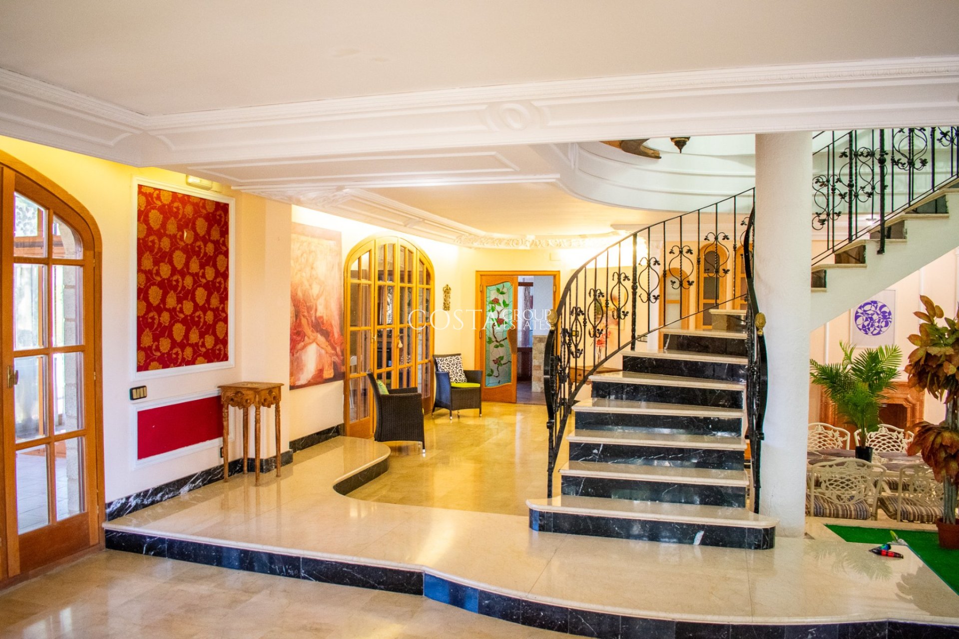 Revente - Villa -
Crevillente