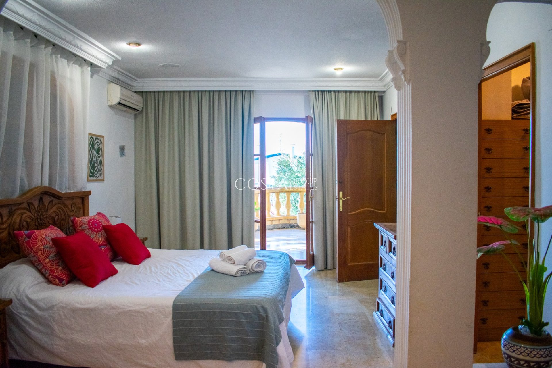 Revente - Villa -
Crevillente