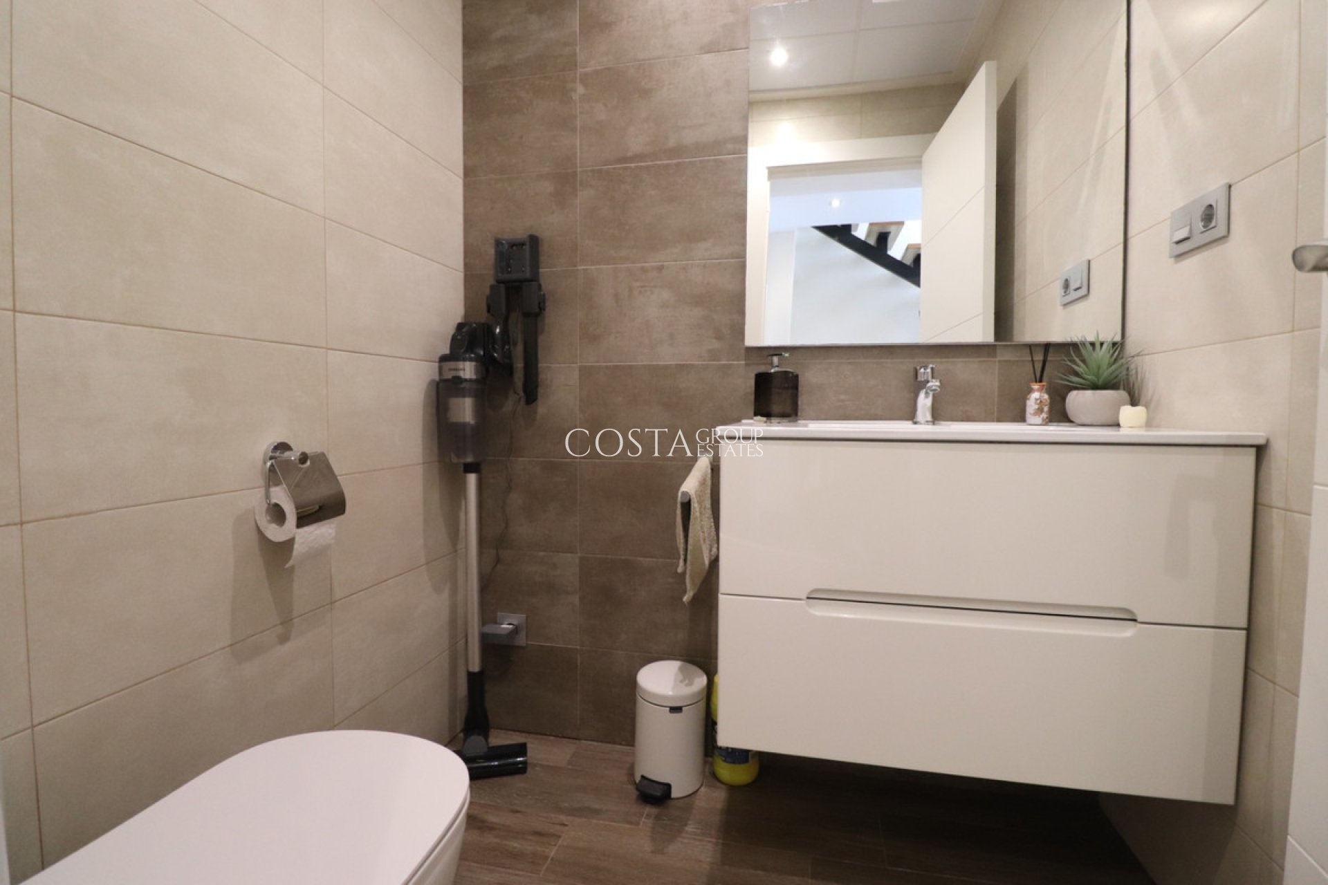 Revente - Villa -
Daya Vieja - Daya Vieja Centro