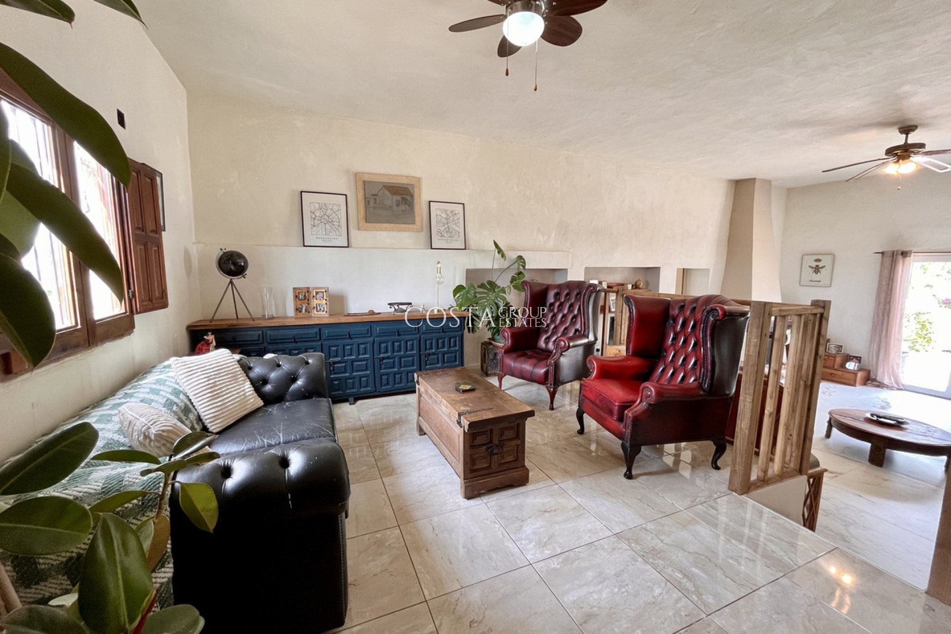 Revente - Villa -
Dolores - Dolores Centro