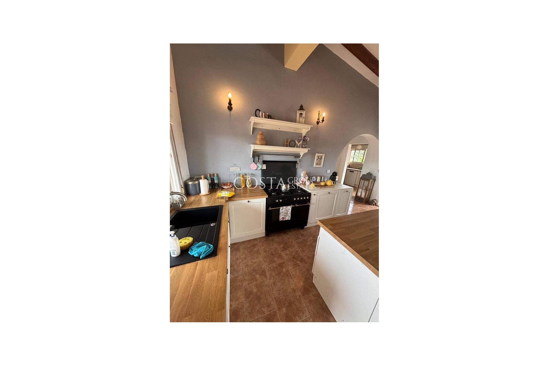 Revente - Villa -
Dolores - Dolores Centro