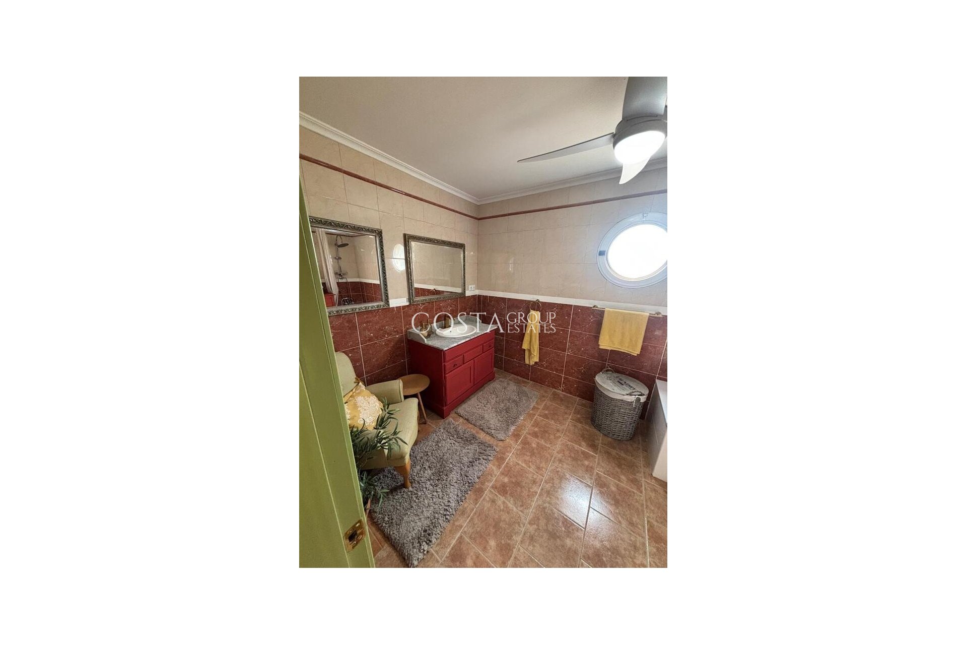 Revente - Villa -
Dolores - Dolores Centro