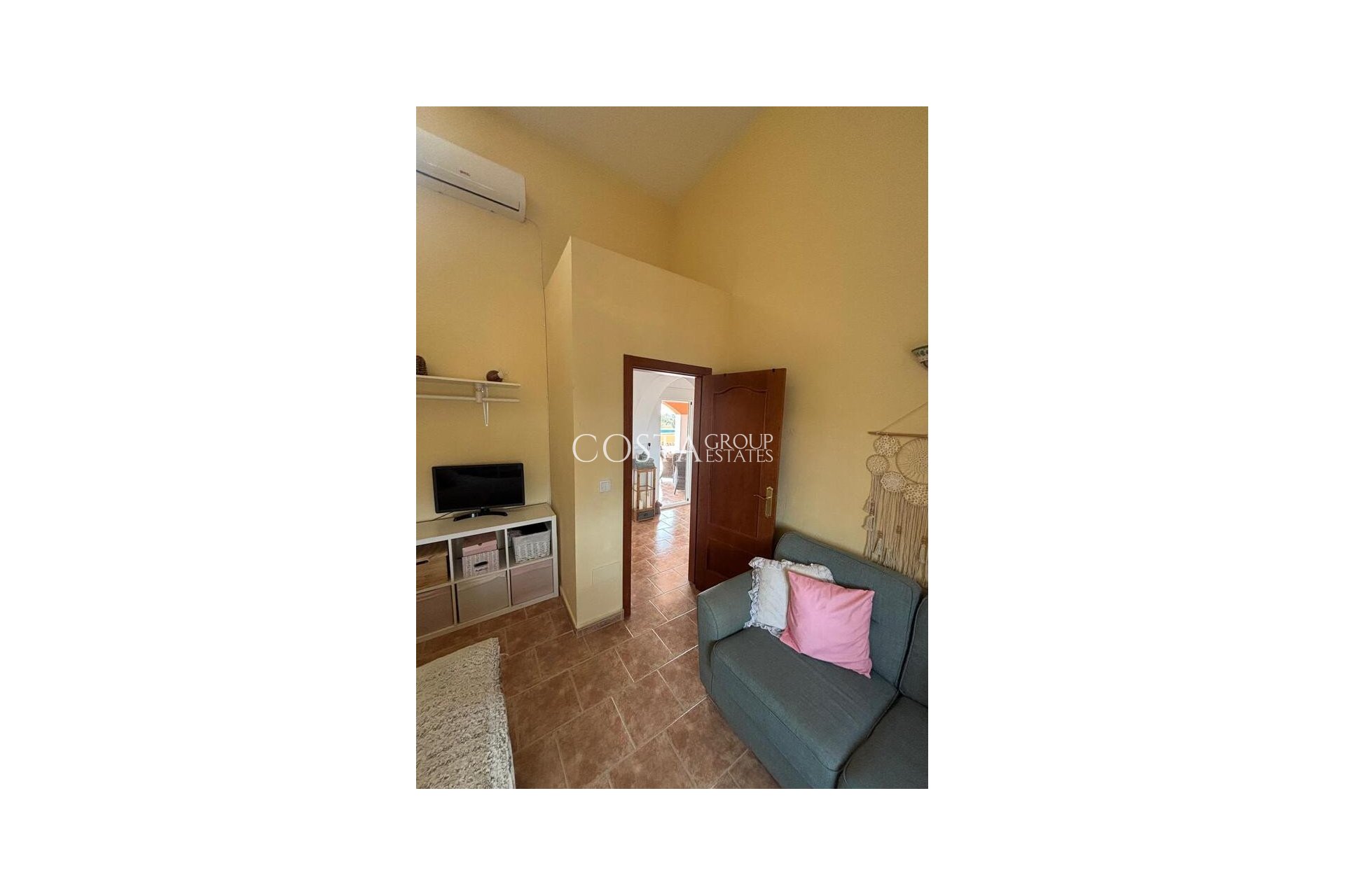 Revente - Villa -
Dolores - Dolores Centro