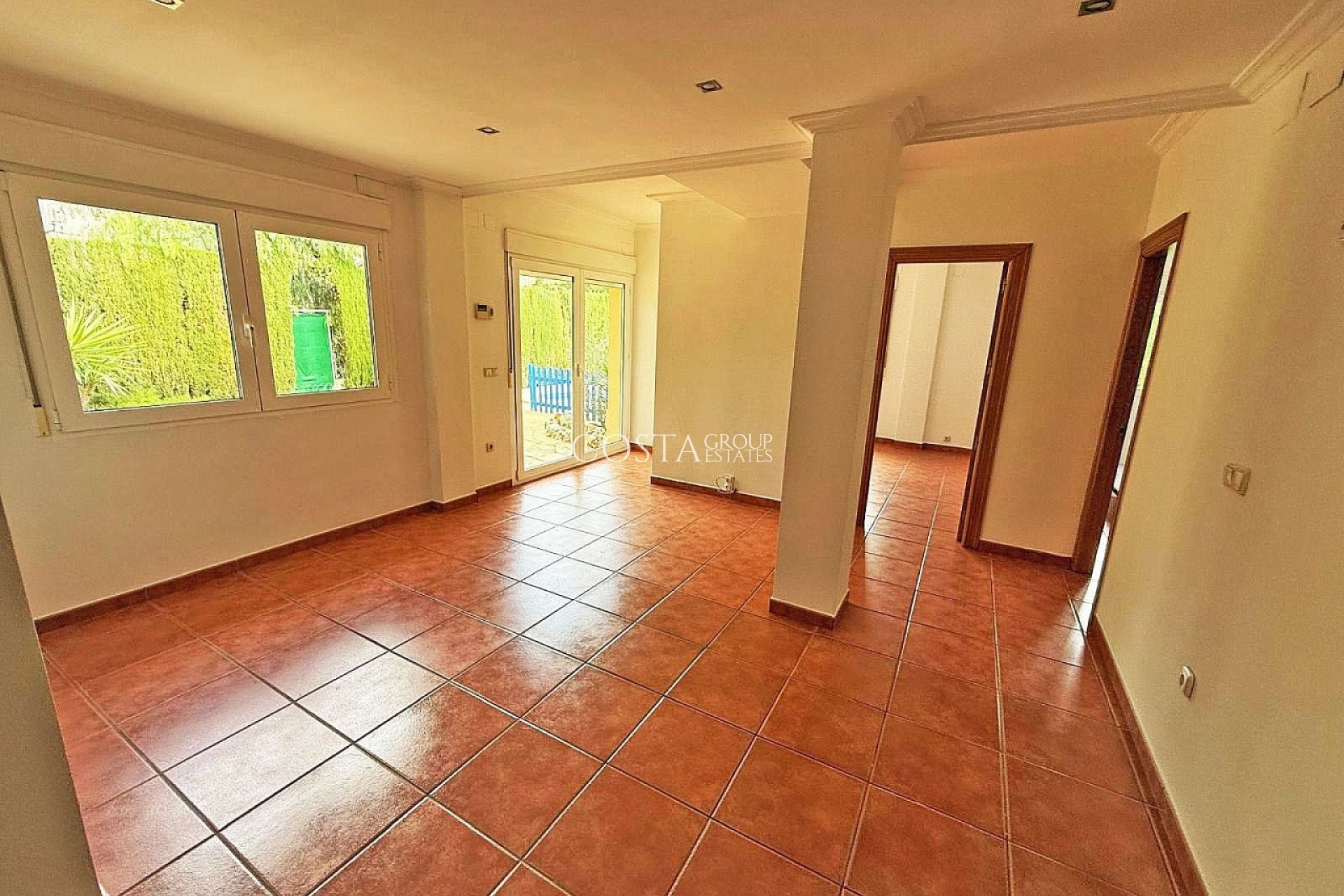 Revente - Villa -
Elda