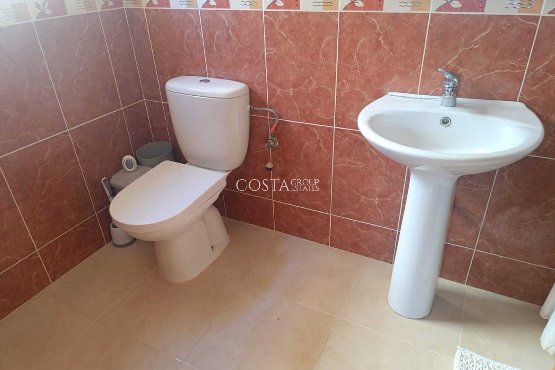 Revente - Villa -
Fortuna - El Reloj